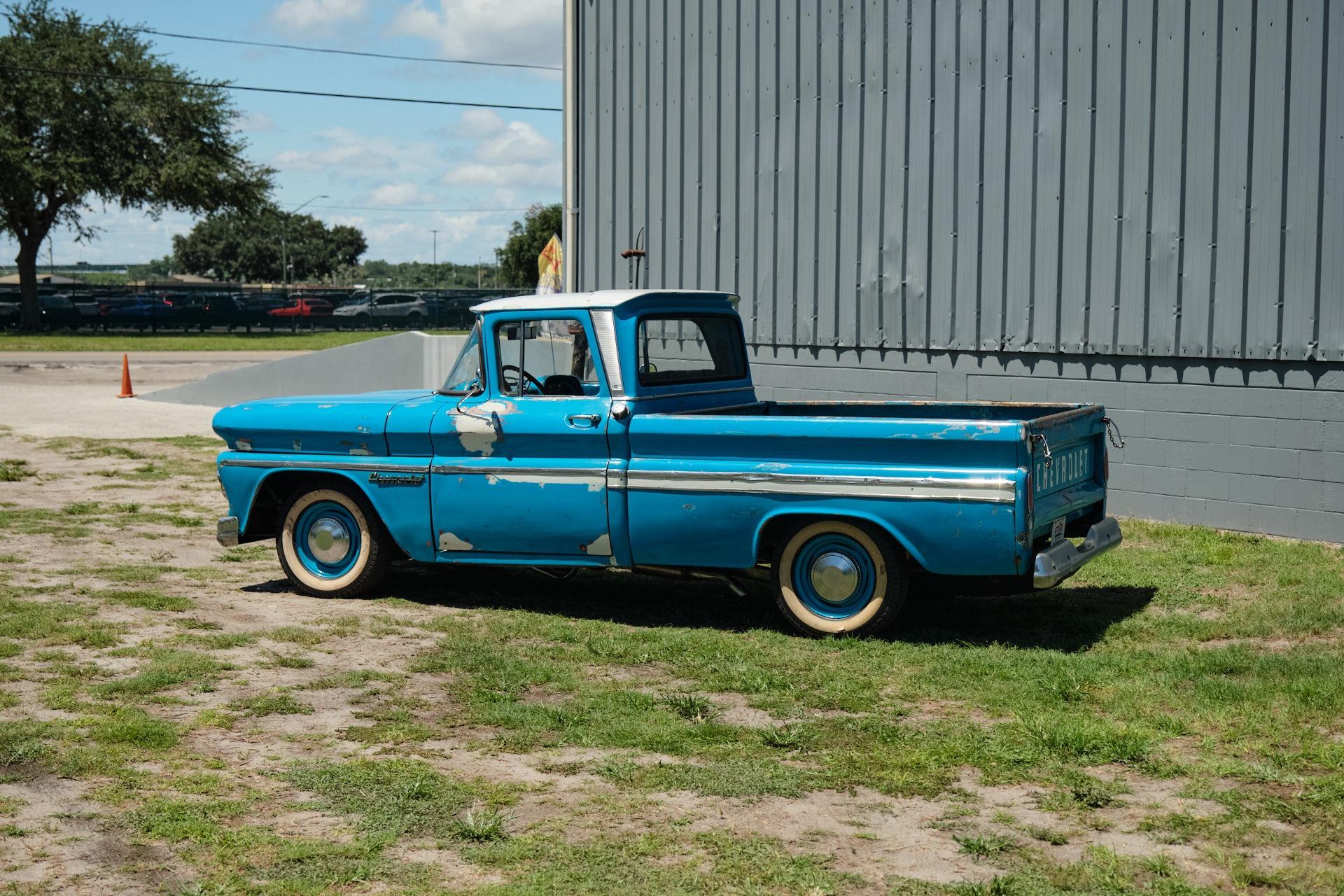 1960 Chevrolet Apache 15