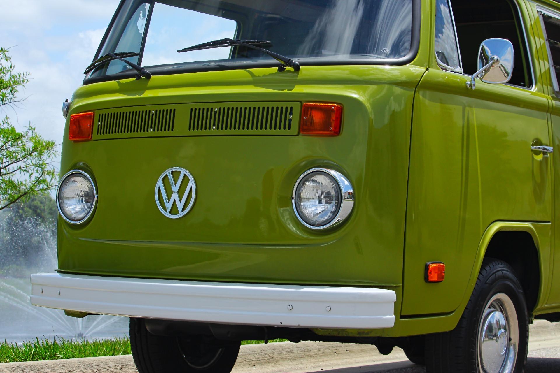 1979 Volkswagen Westfalia Bus 25