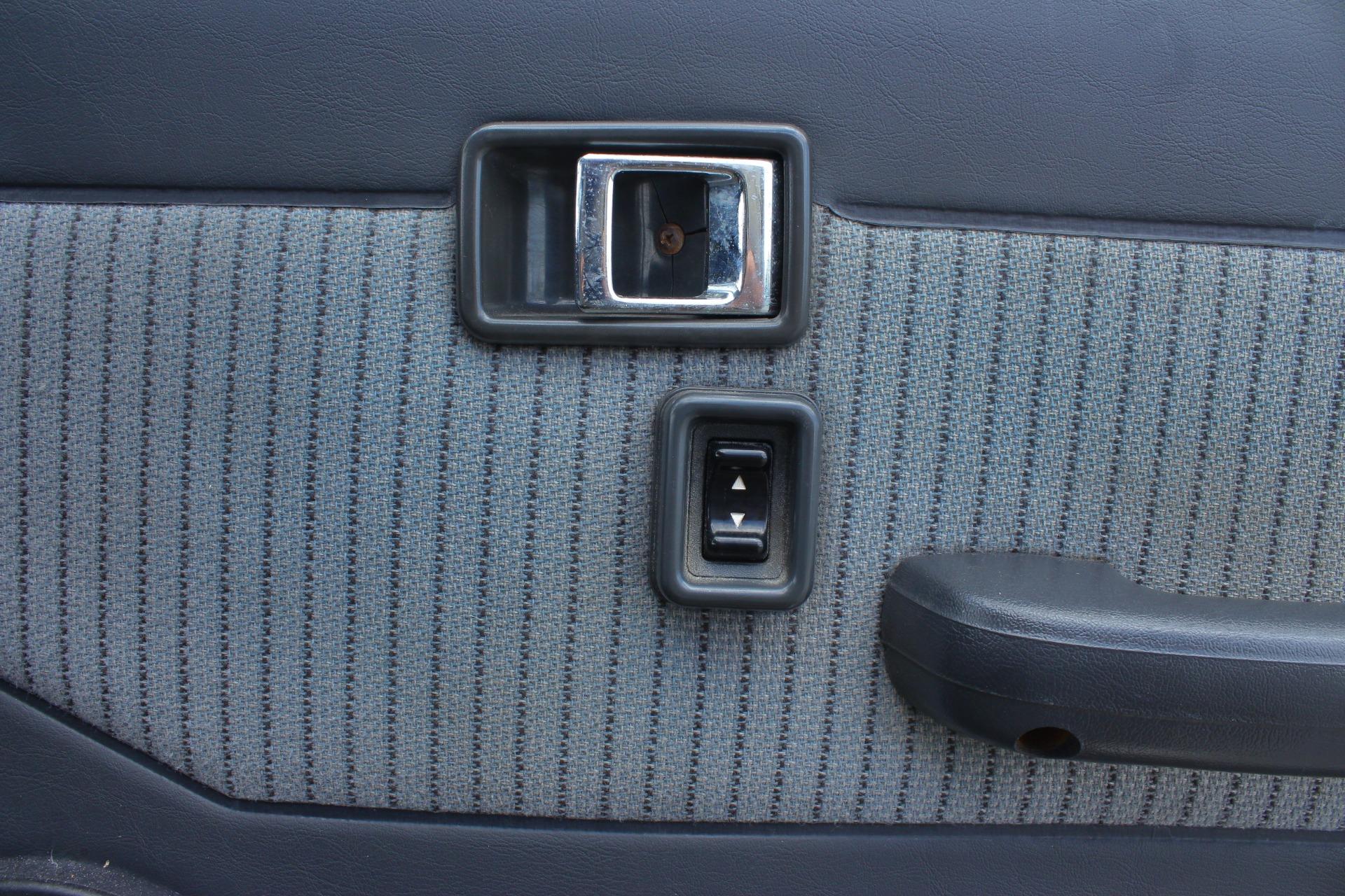 1990 Toyota Land Cruiser 64