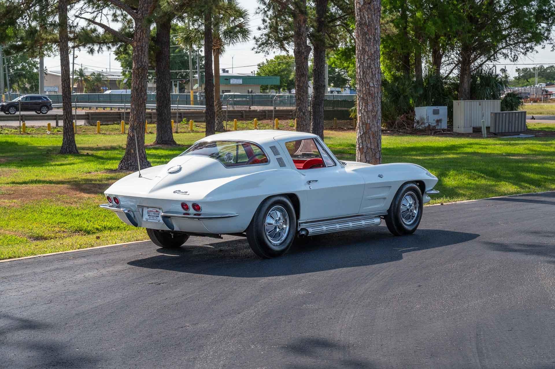 1964 Chevrolet Corvette 36
