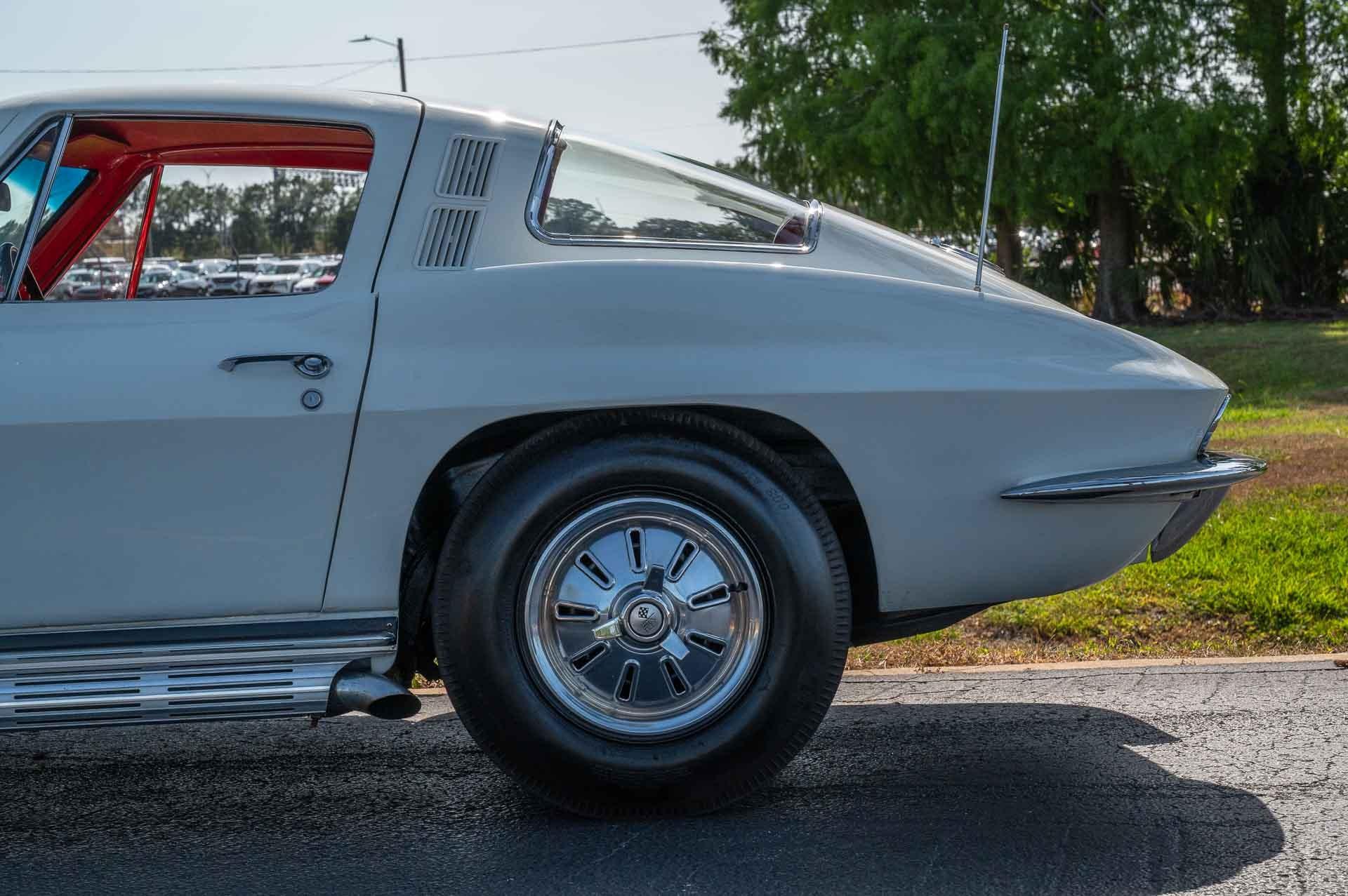 1964 Chevrolet Corvette 25