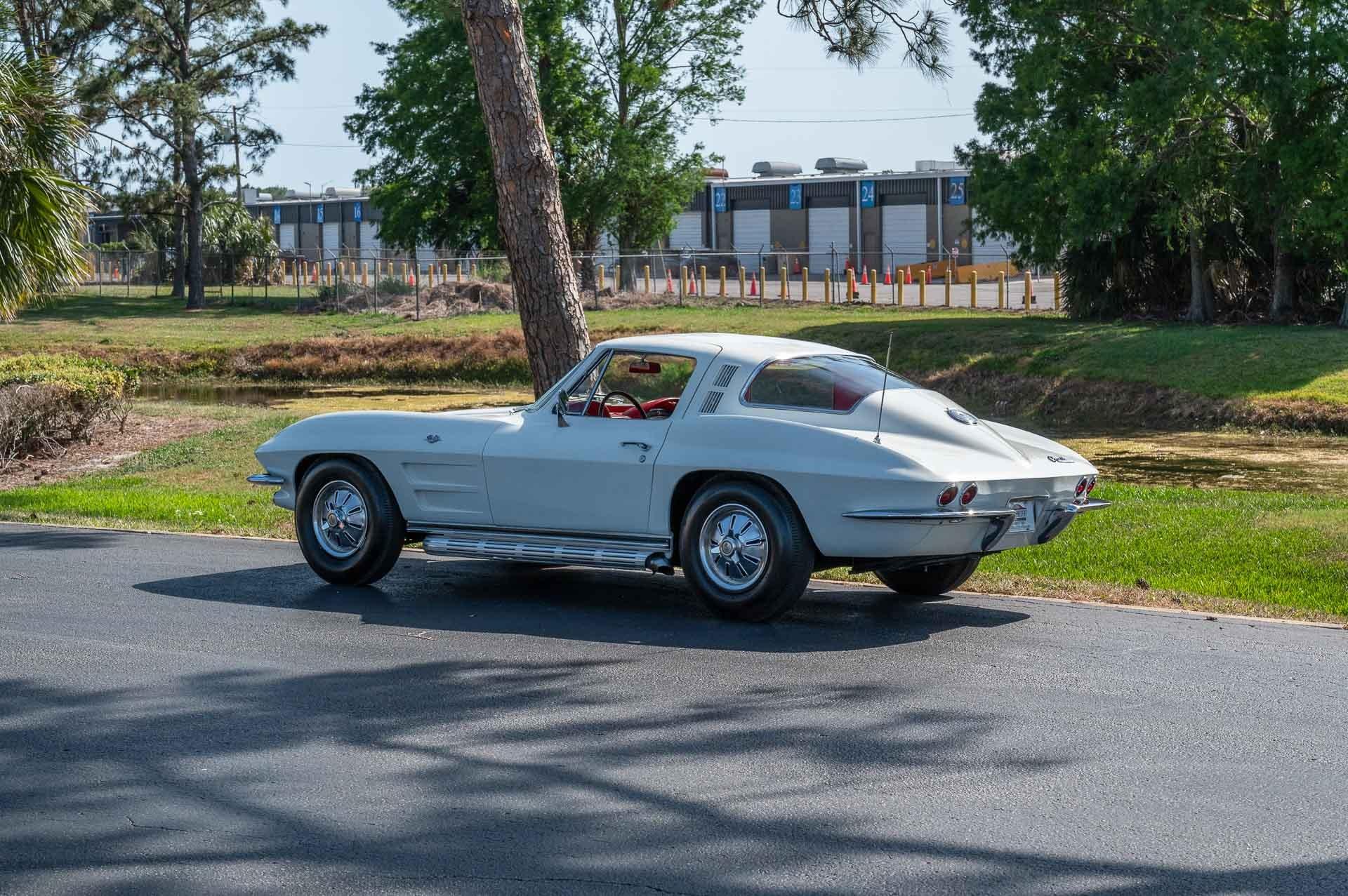 1964 Chevrolet Corvette 22