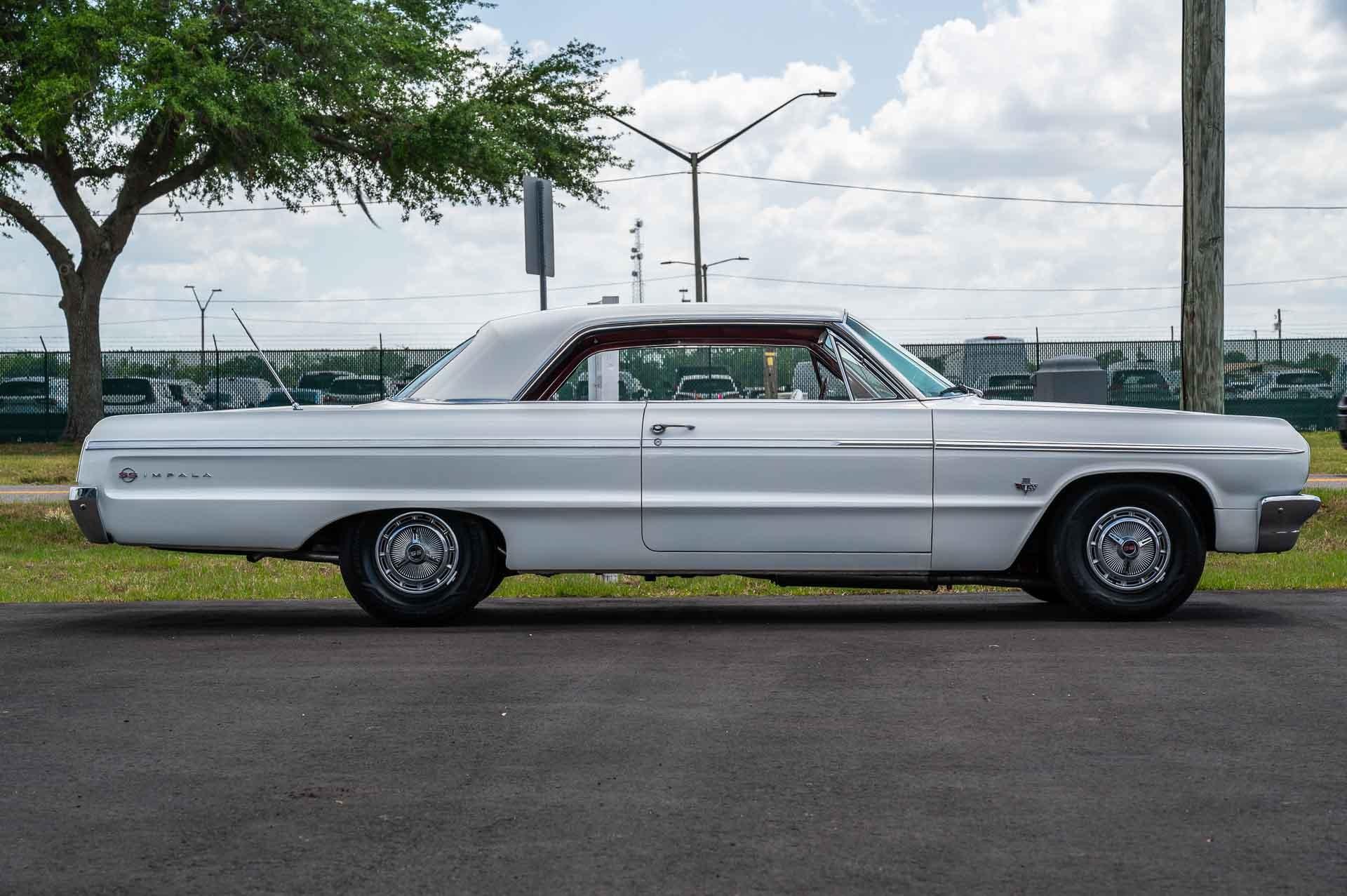 1964 Chevrolet Impala SS 35