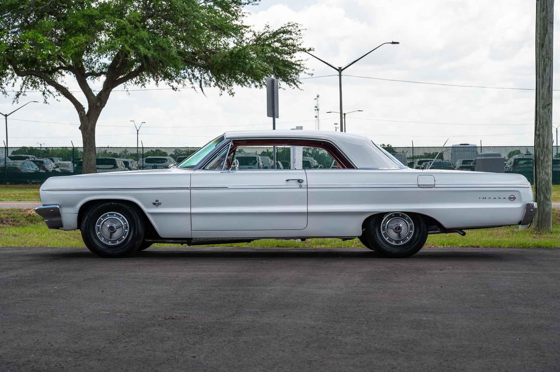 1964 Chevrolet Impala SS 19