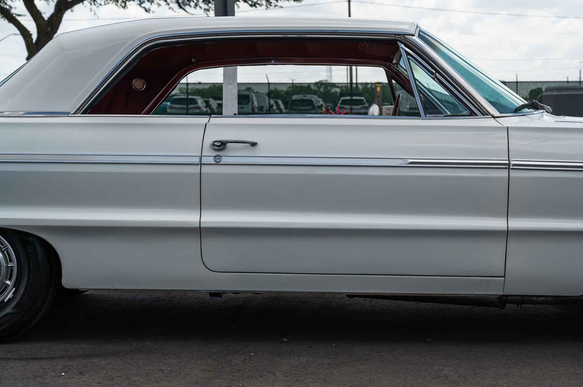 1964 Chevrolet Impala SS 41