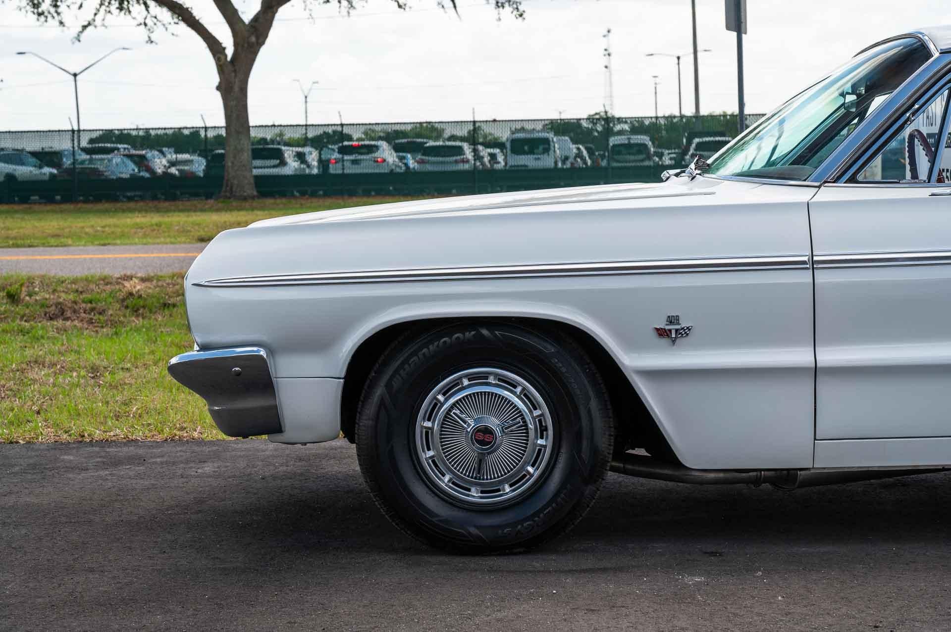 1964 Chevrolet Impala SS 26
