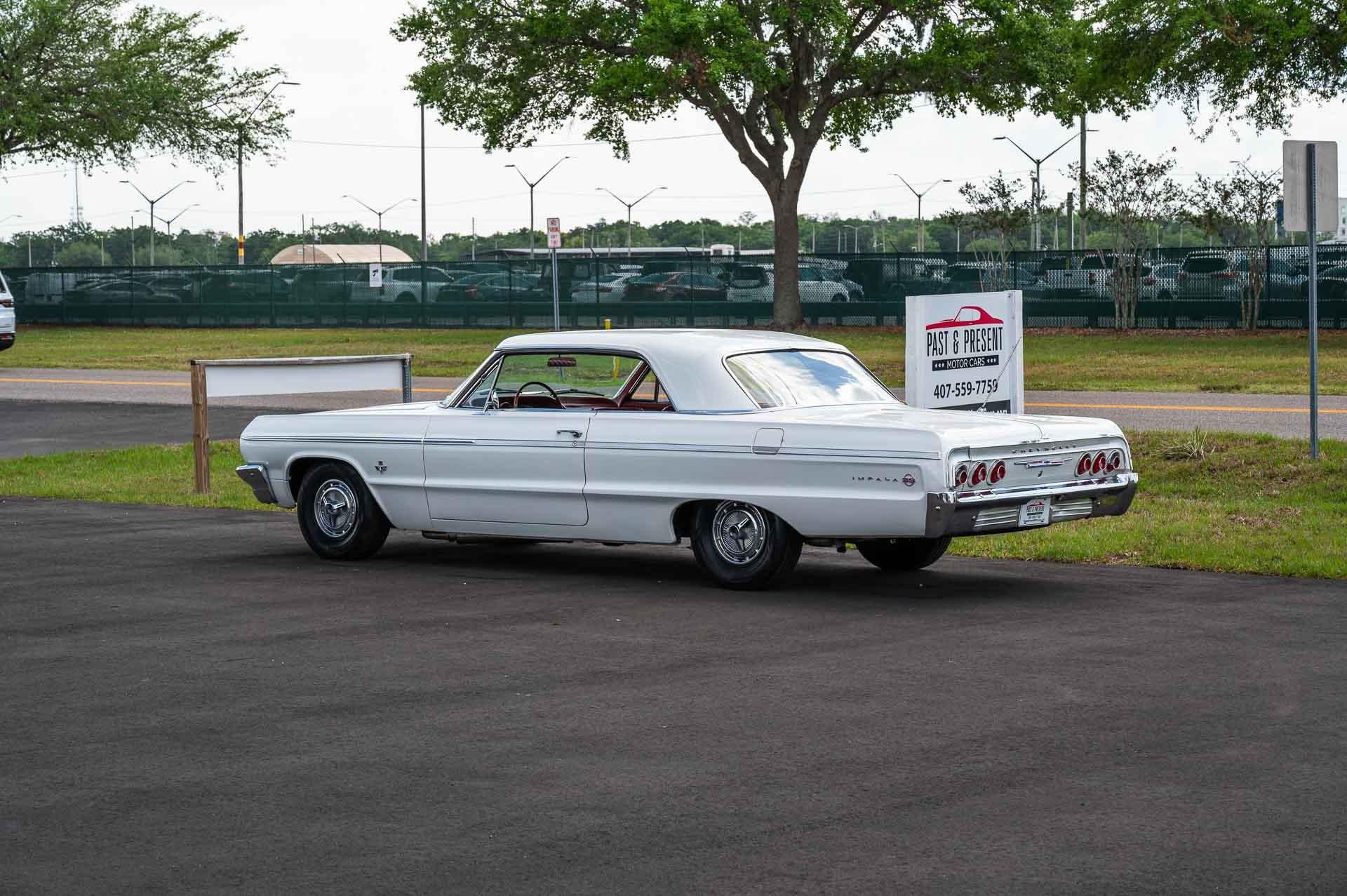 1964 Chevrolet Impala SS 3