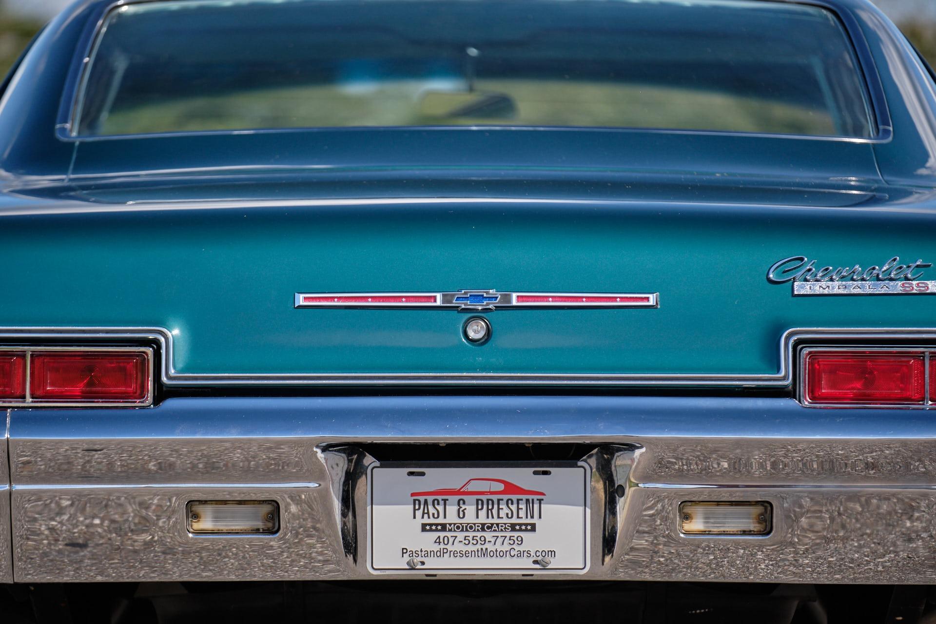 1966 Chevrolet Impala 111