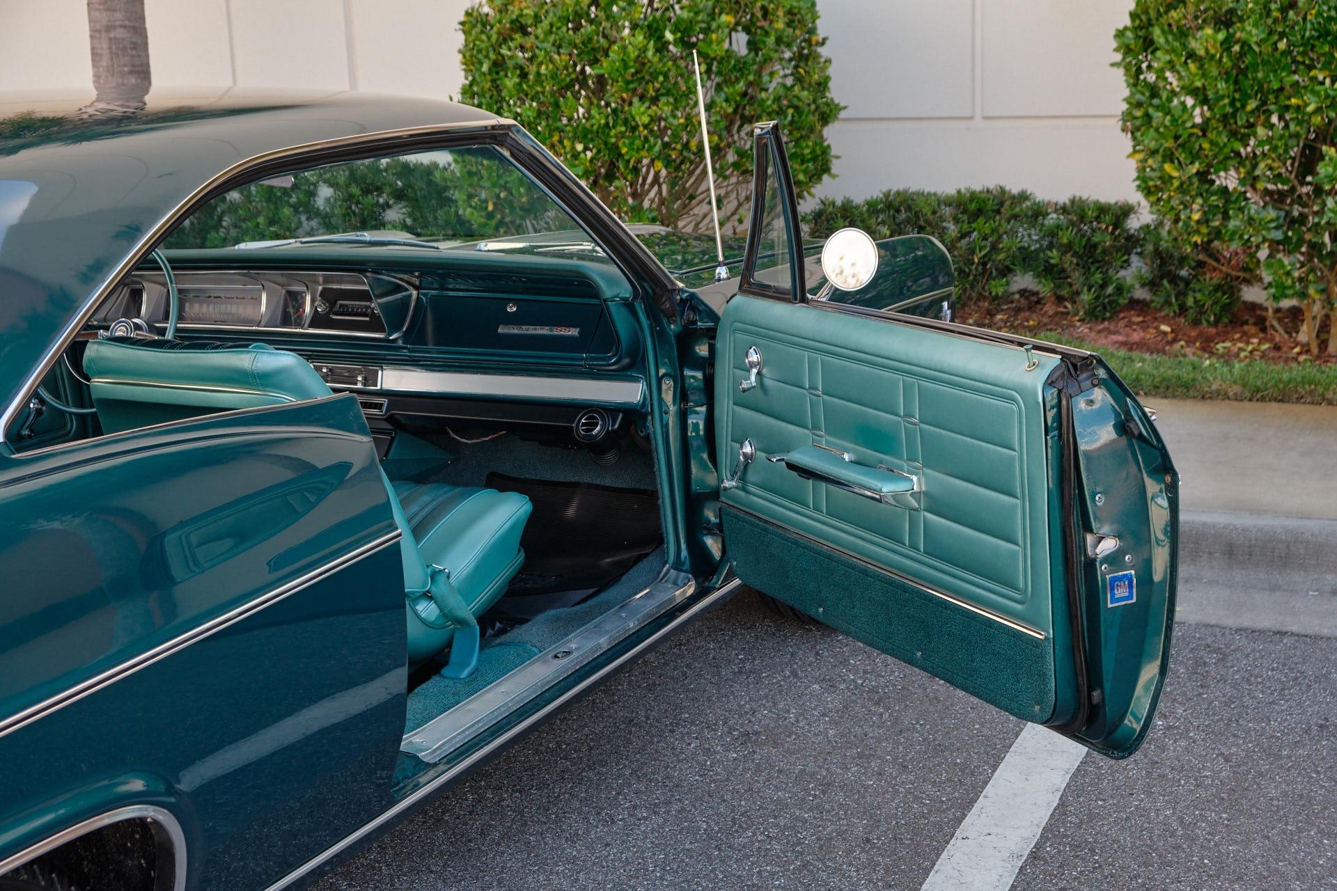 1966 Chevrolet Impala 125