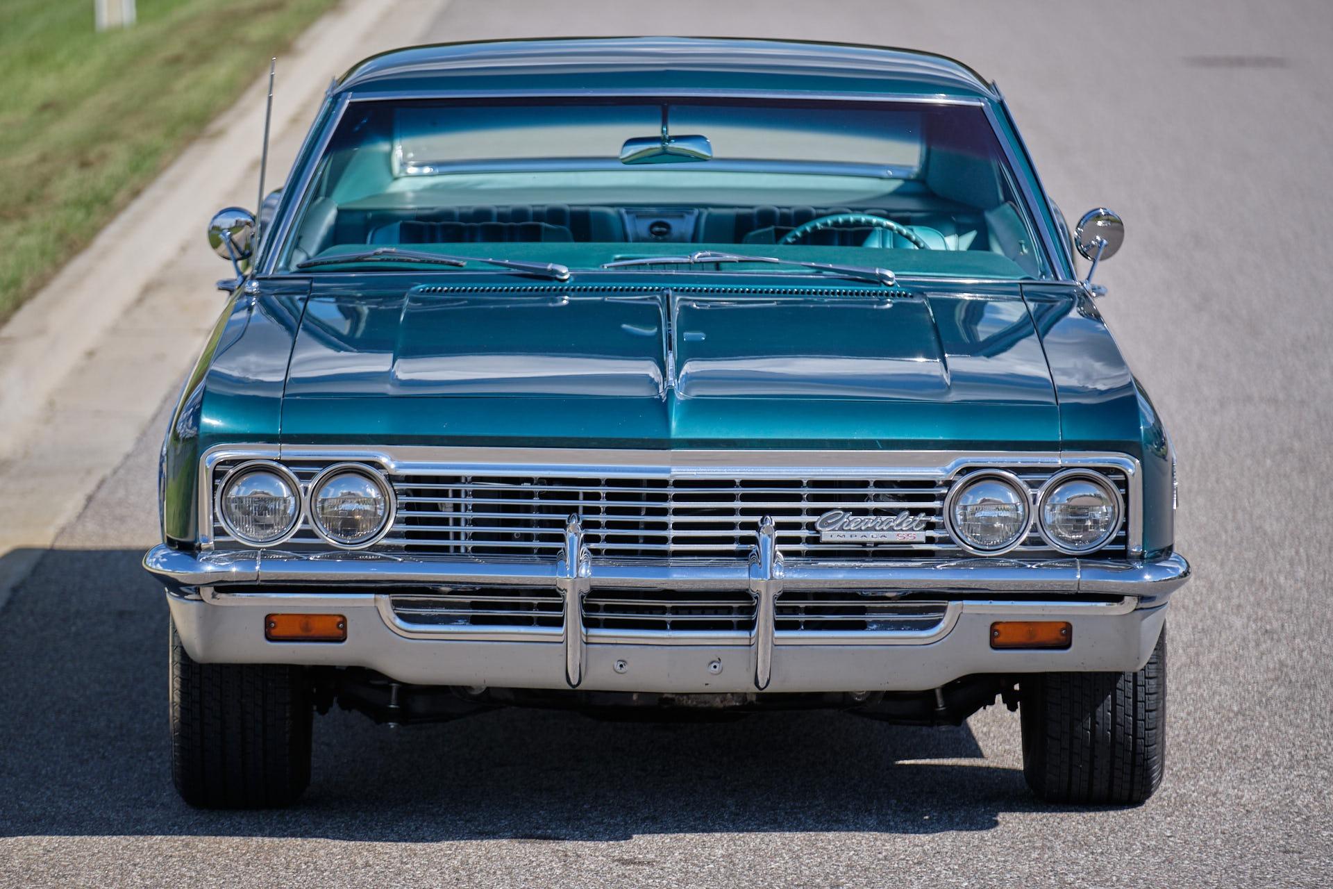 1966 Chevrolet Impala 8