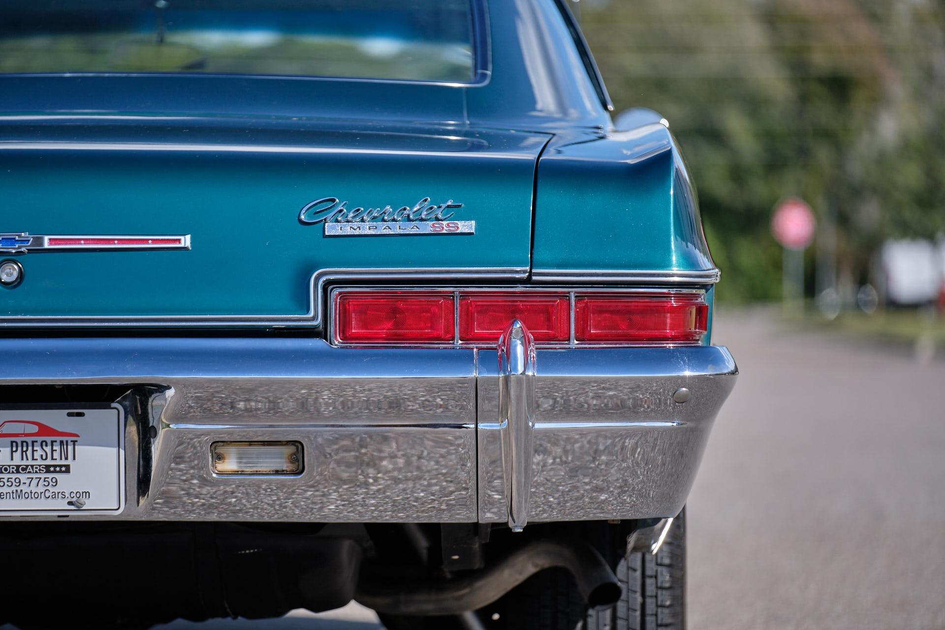 1966 Chevrolet Impala 110