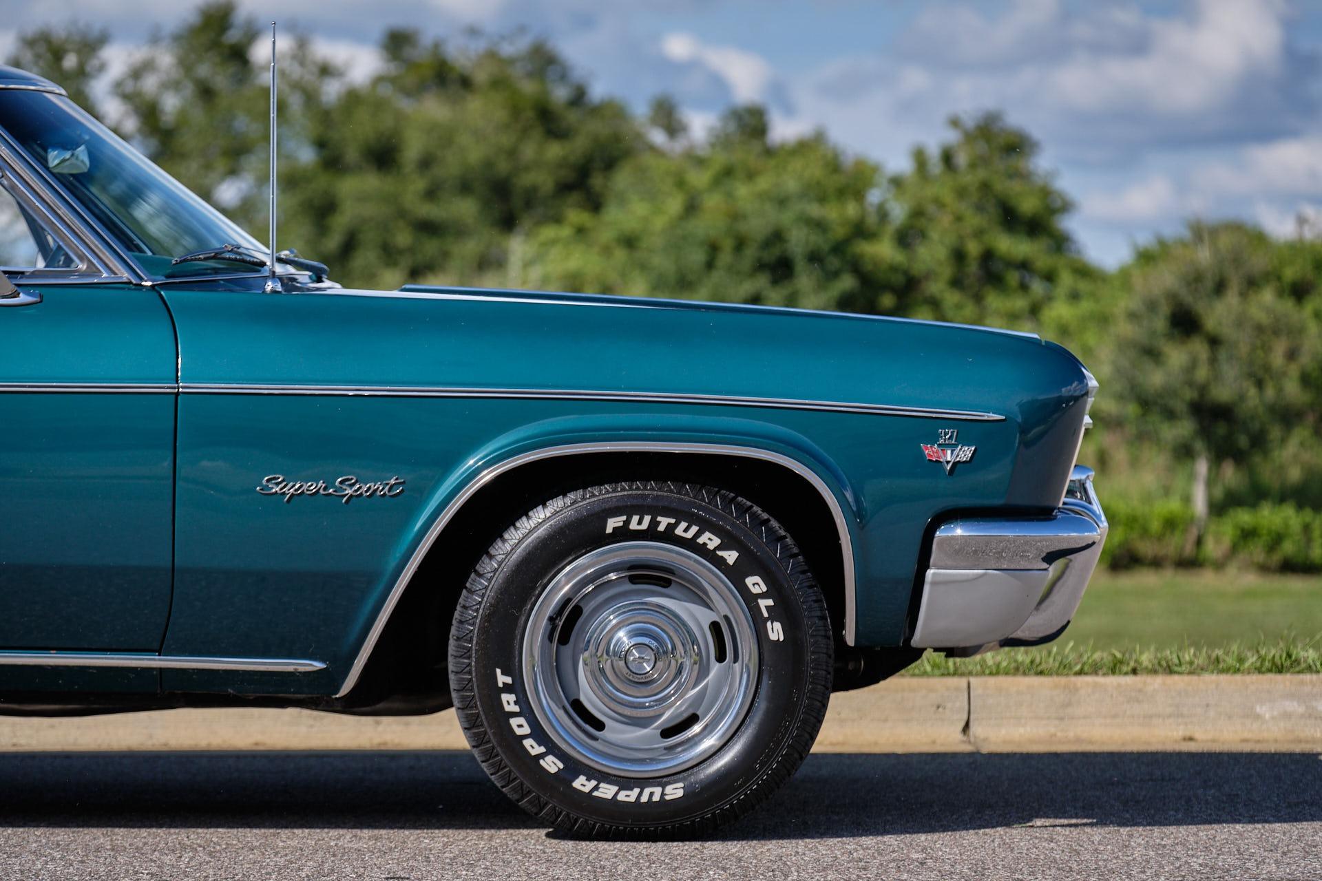 1966 Chevrolet Impala 103