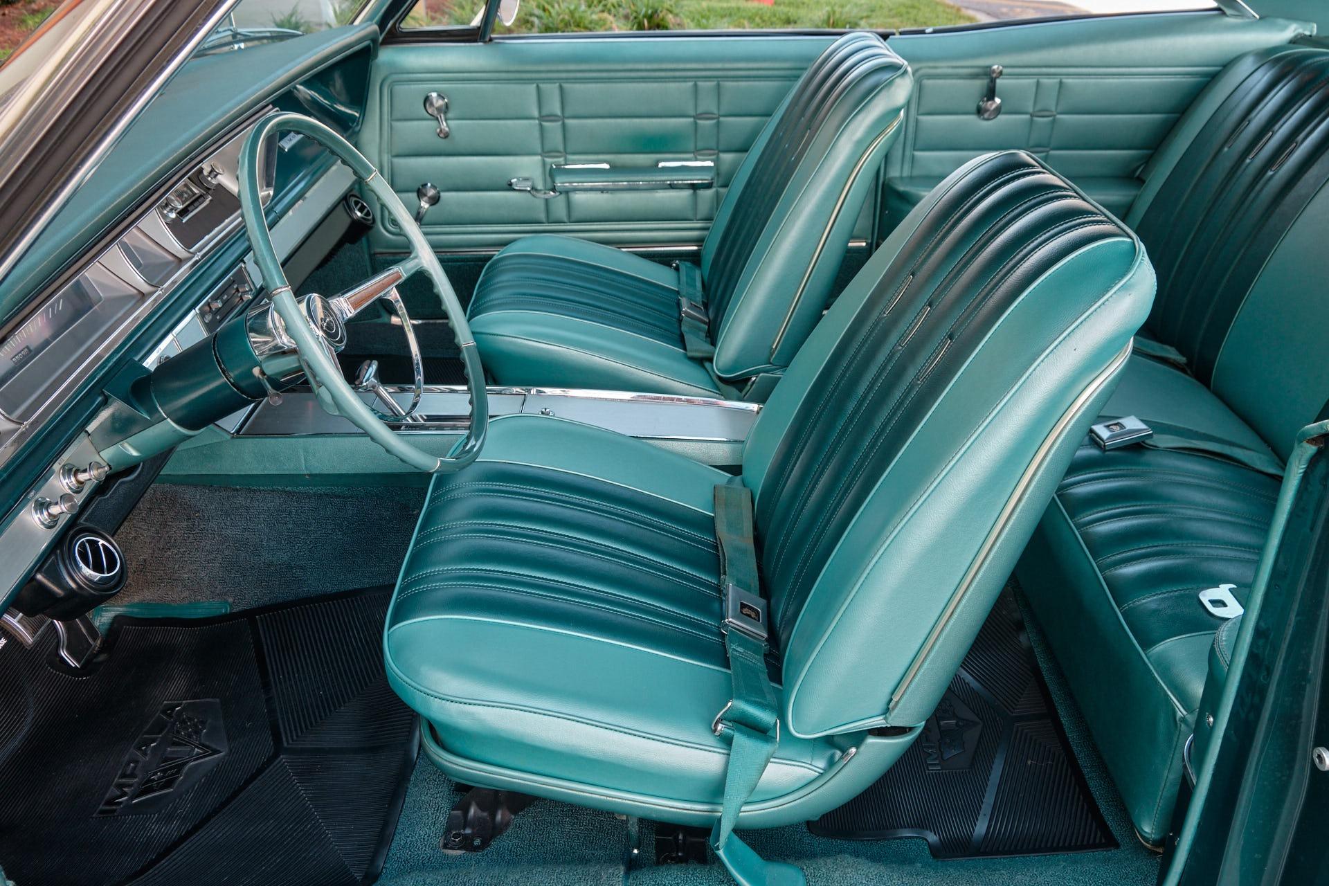 1966 Chevrolet Impala 12