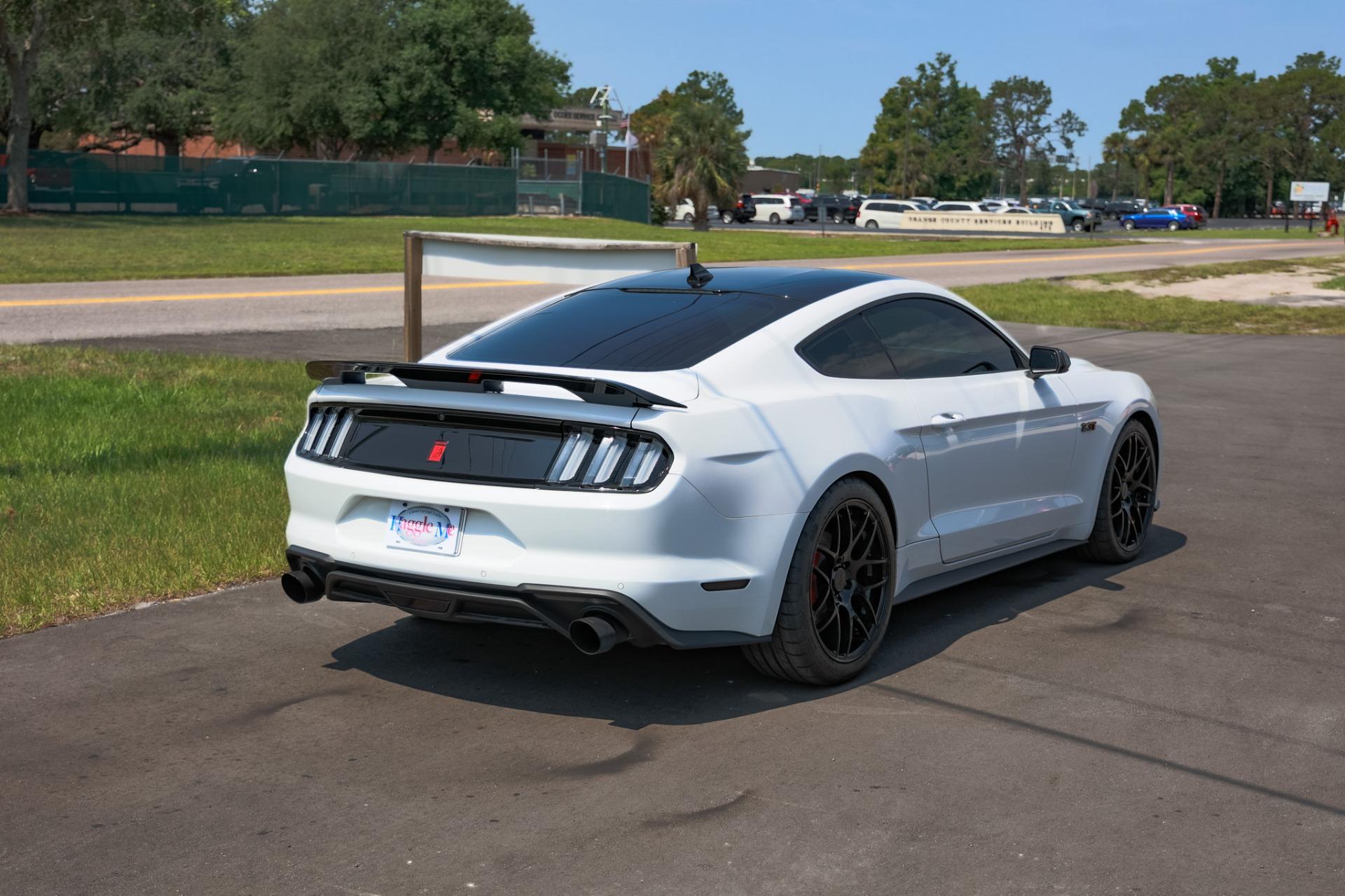 2021 Ford Mustang 5