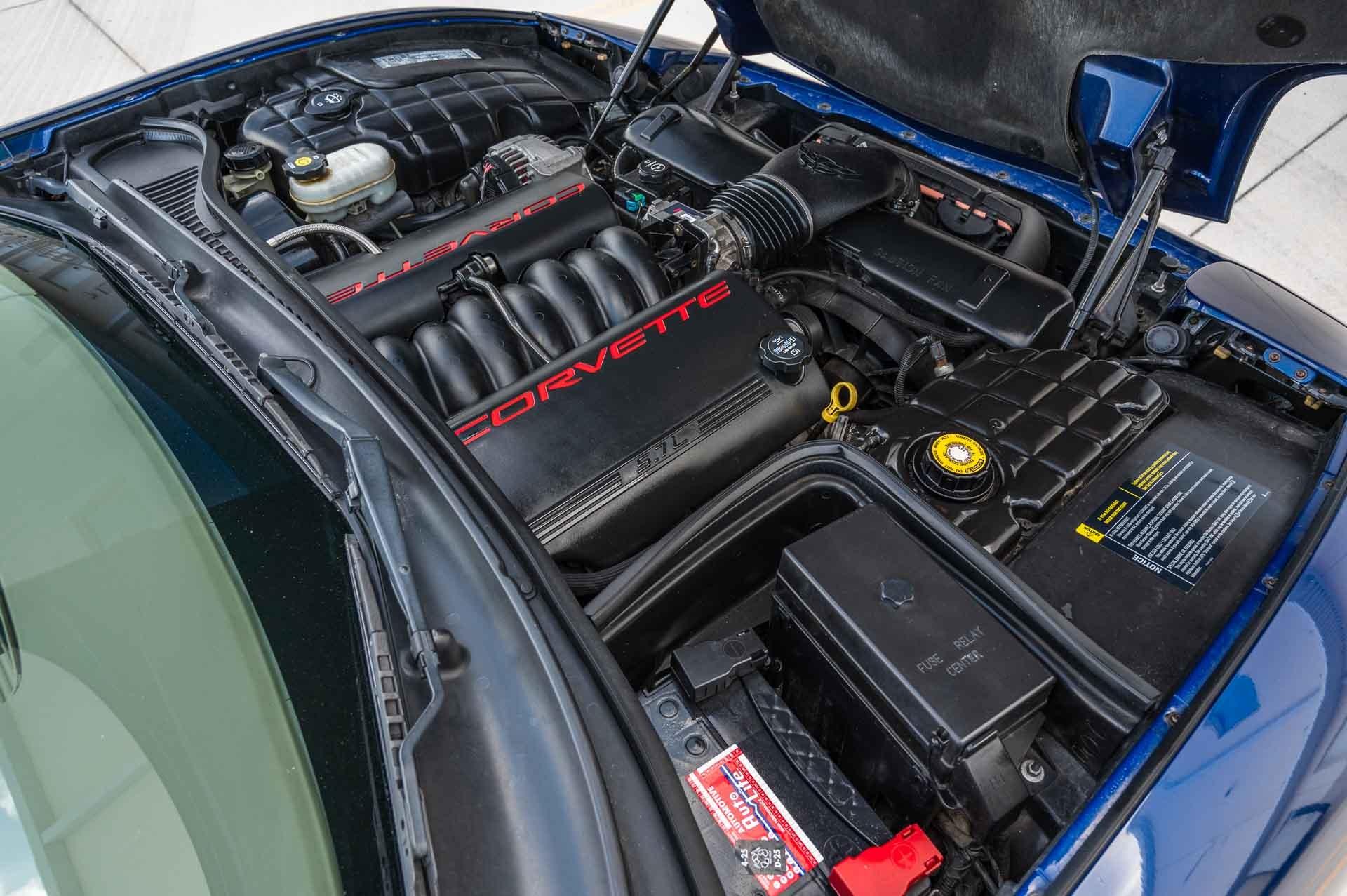 2004 Chevrolet Corvette 78