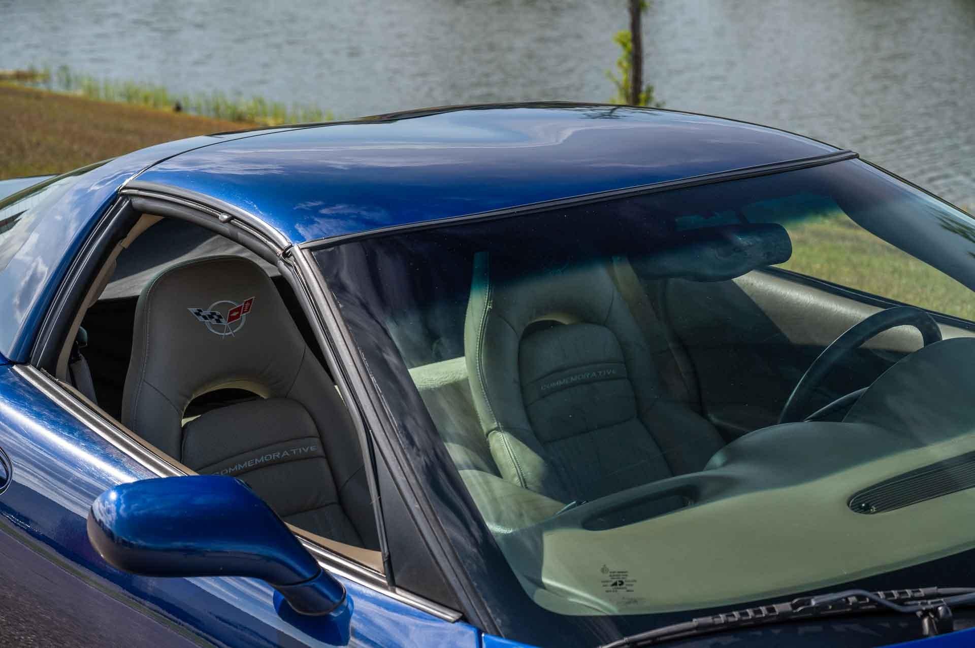 2004 Chevrolet Corvette 42