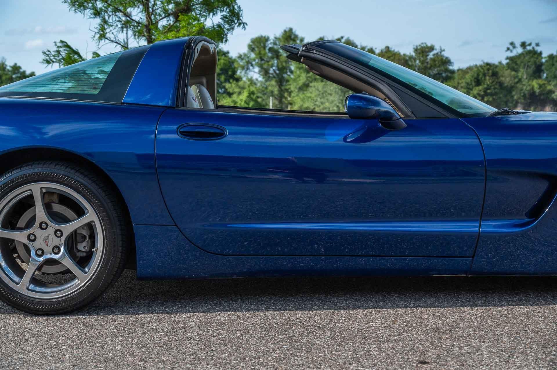 2004 Chevrolet Corvette 53