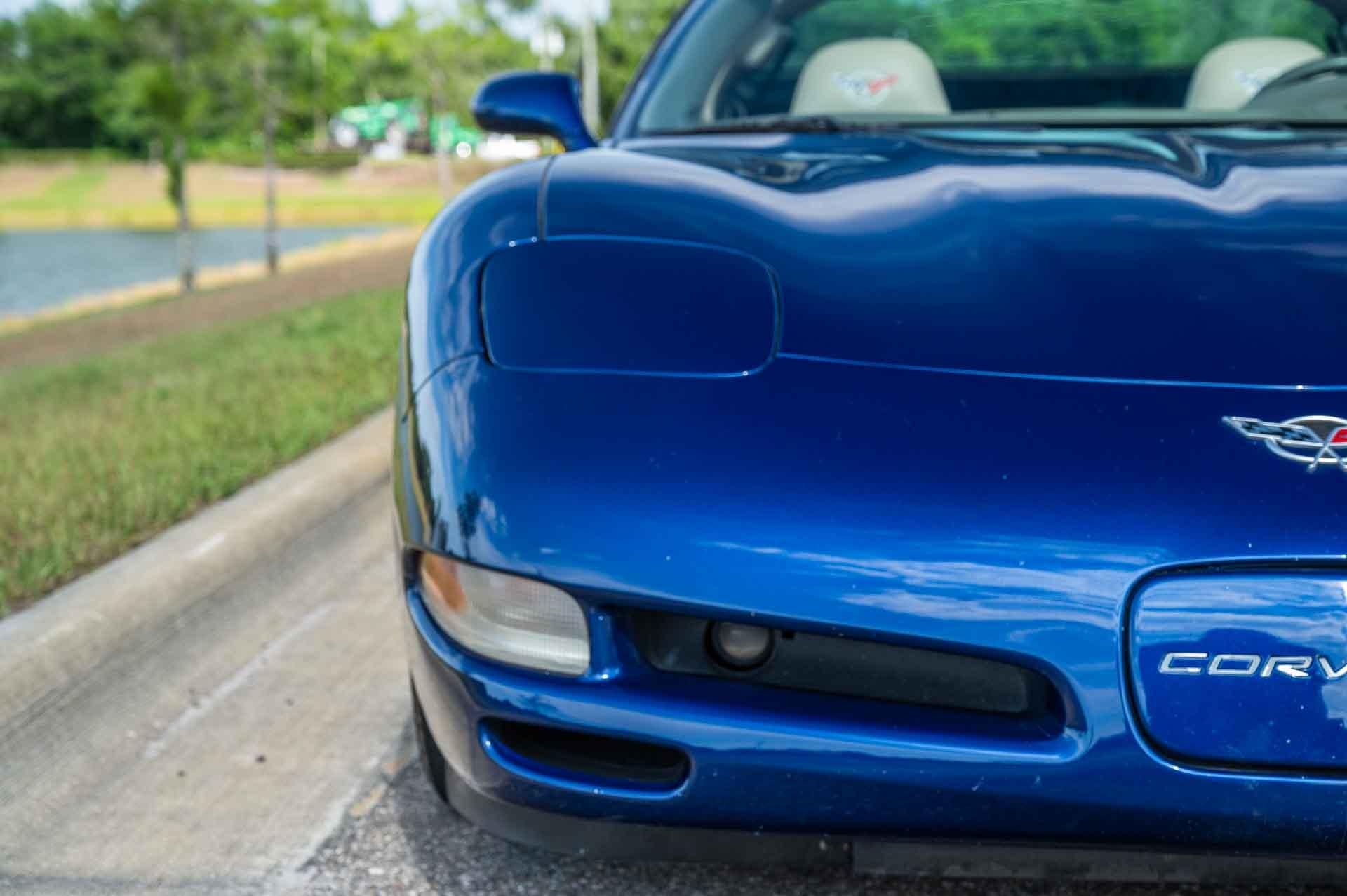 2004 Chevrolet Corvette 30
