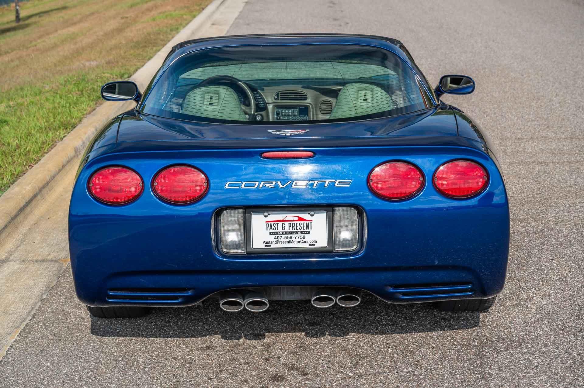 2004 Chevrolet Corvette 4