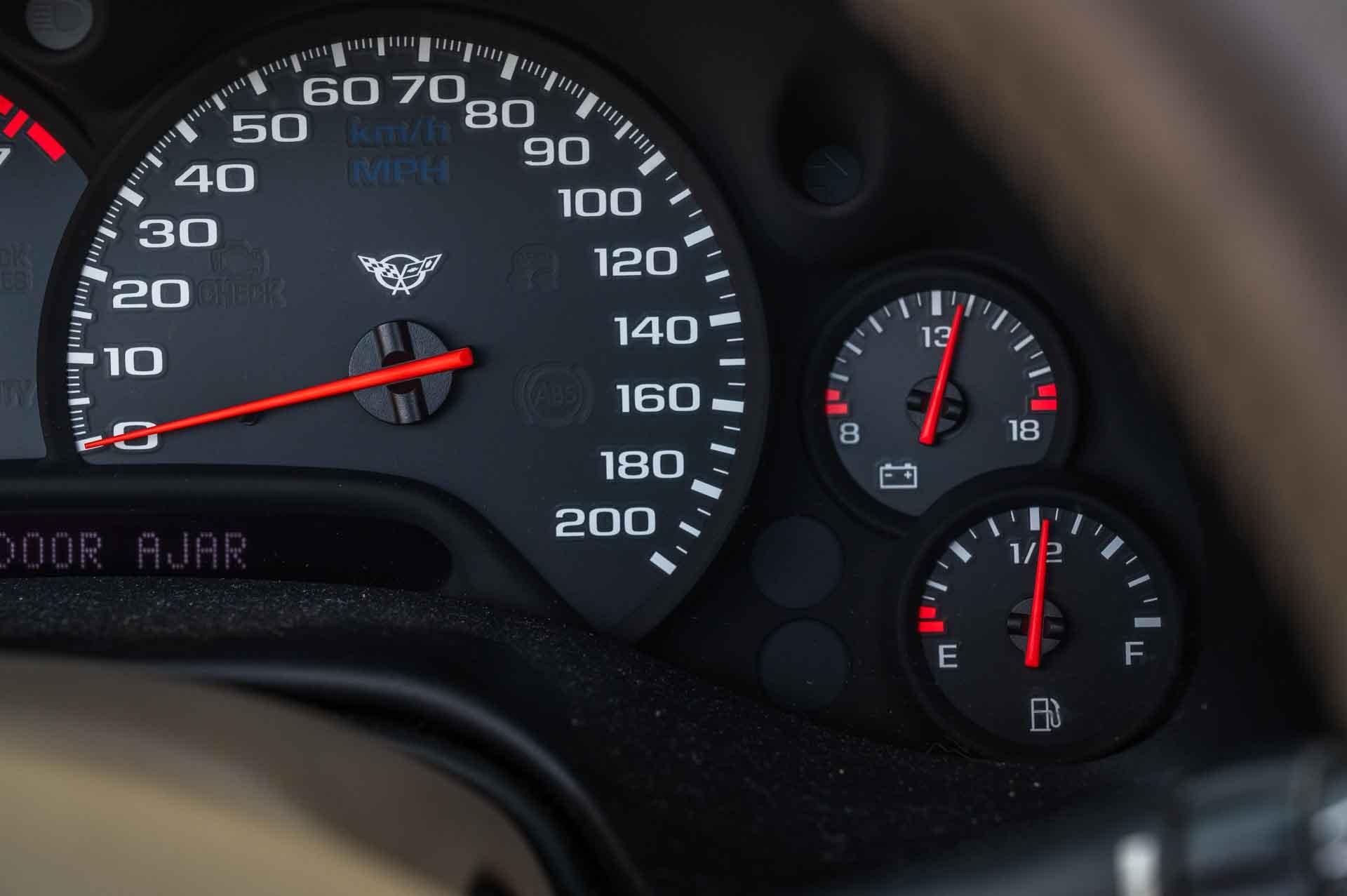 2004 Chevrolet Corvette 74