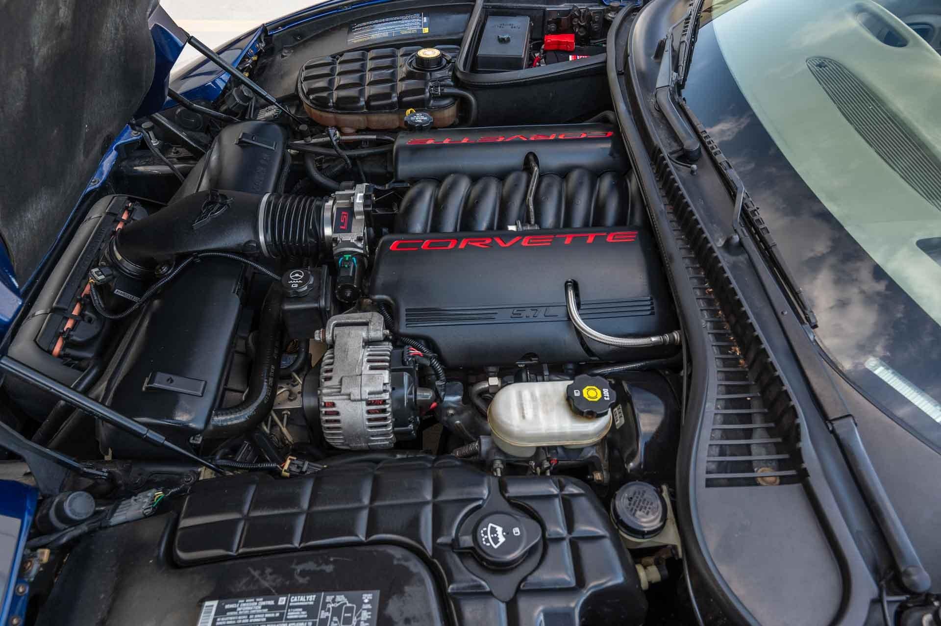 2004 Chevrolet Corvette 79
