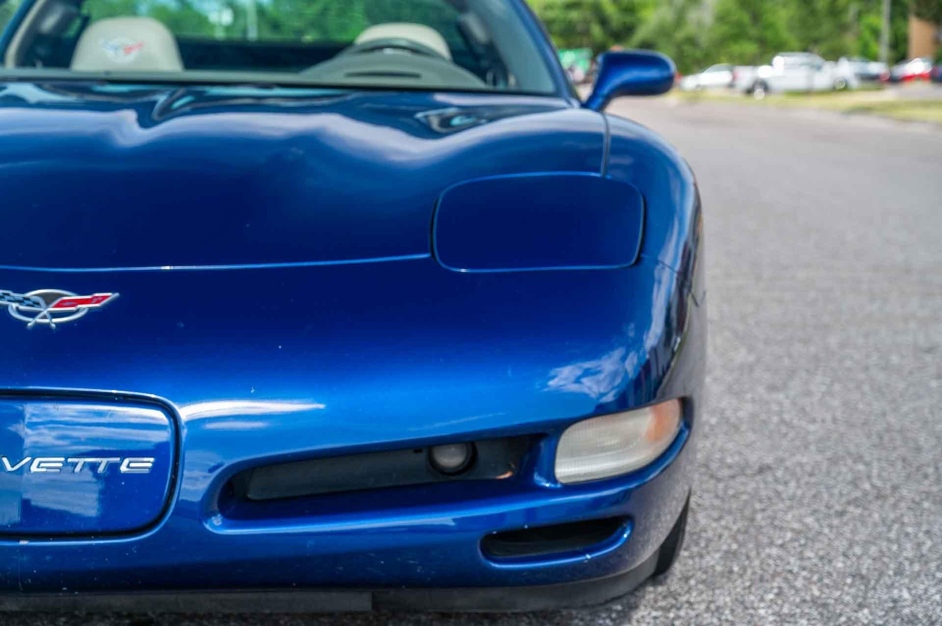 2004 Chevrolet Corvette 31