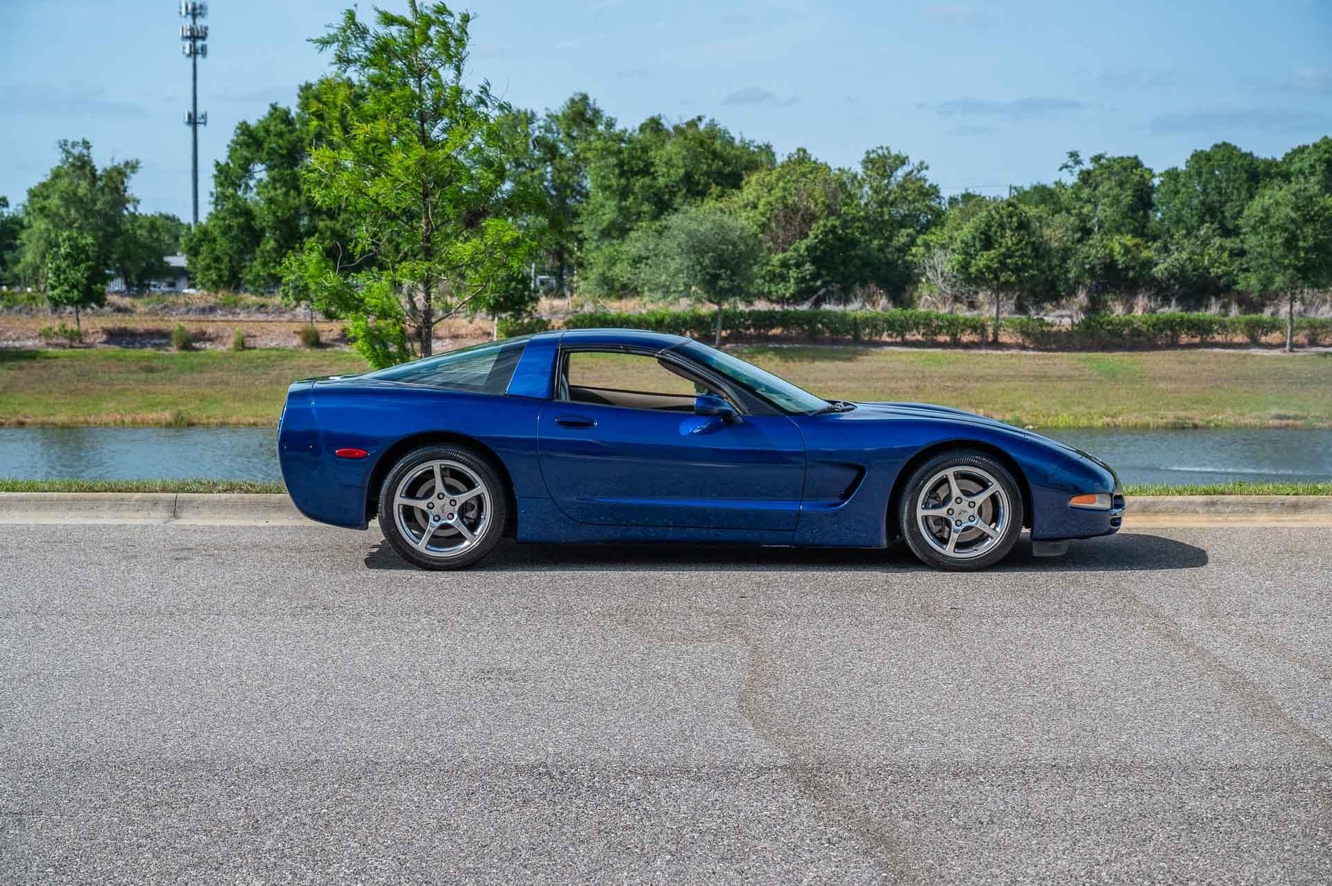 2004 Chevrolet Corvette 40