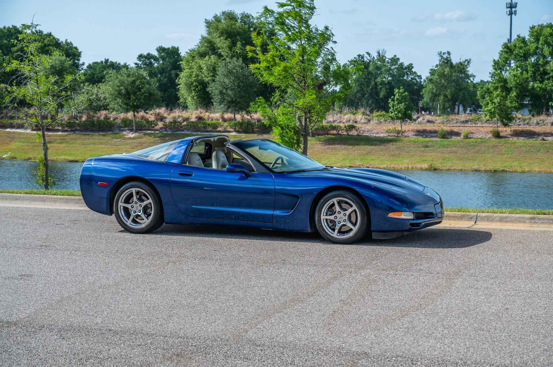 2004 Chevrolet Corvette 48