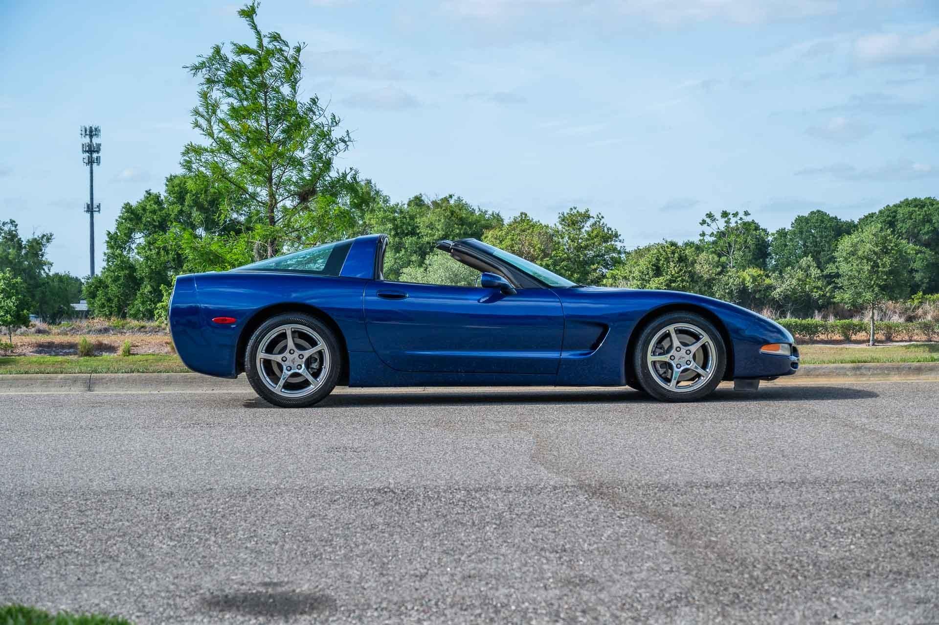 2004 Chevrolet Corvette 47