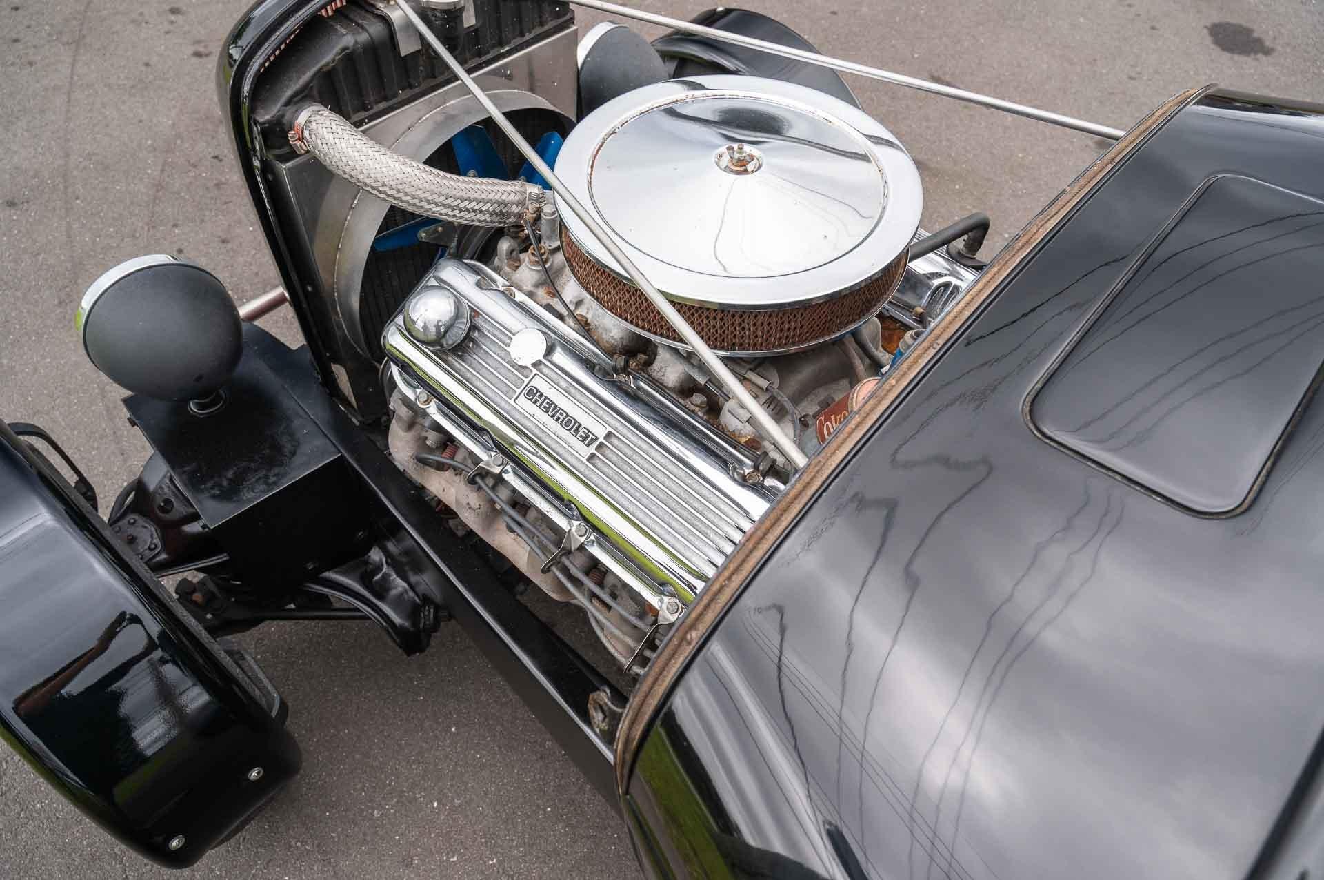 1932 Ford Coupe 64