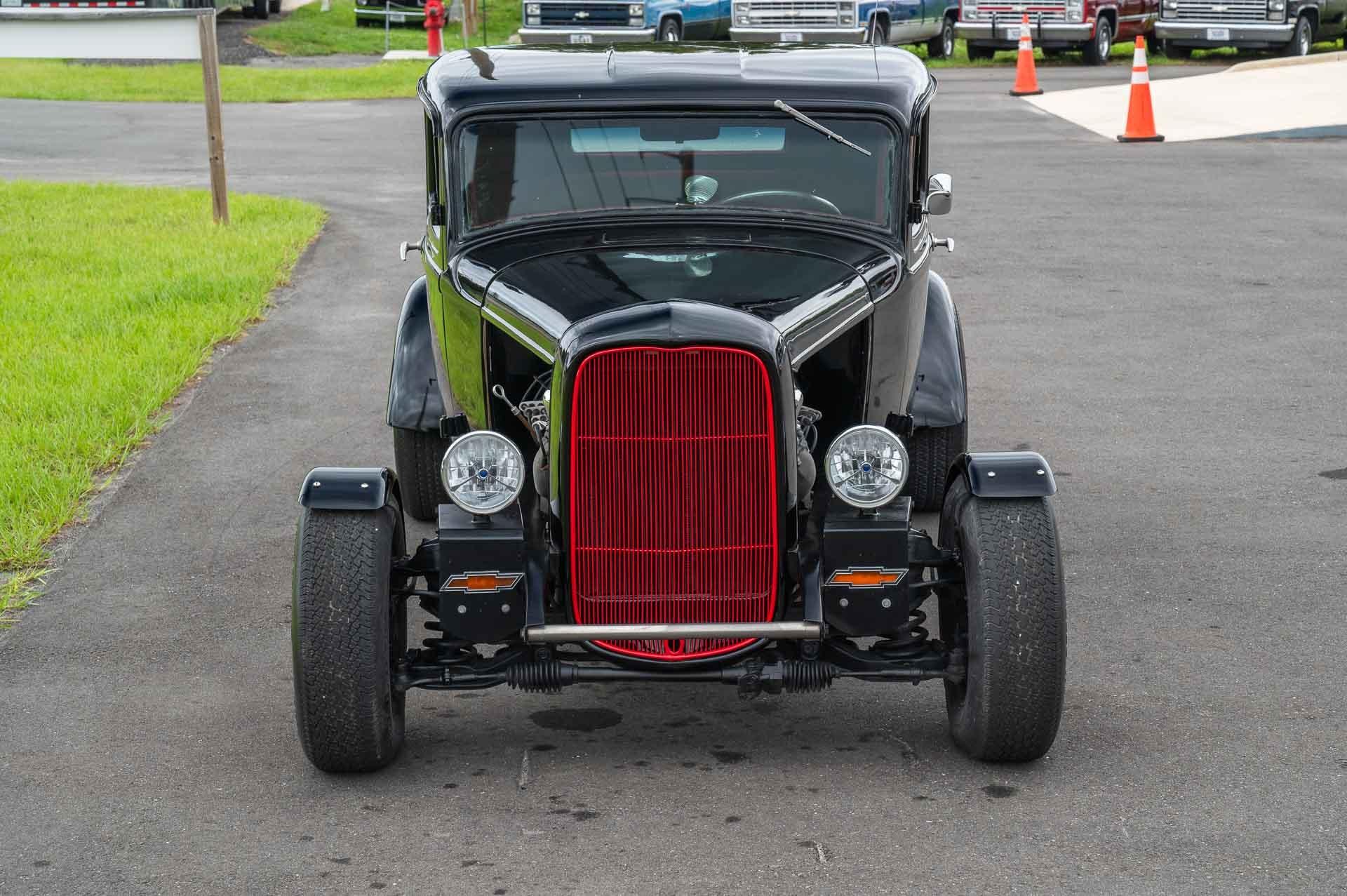 1932 Ford Coupe 8