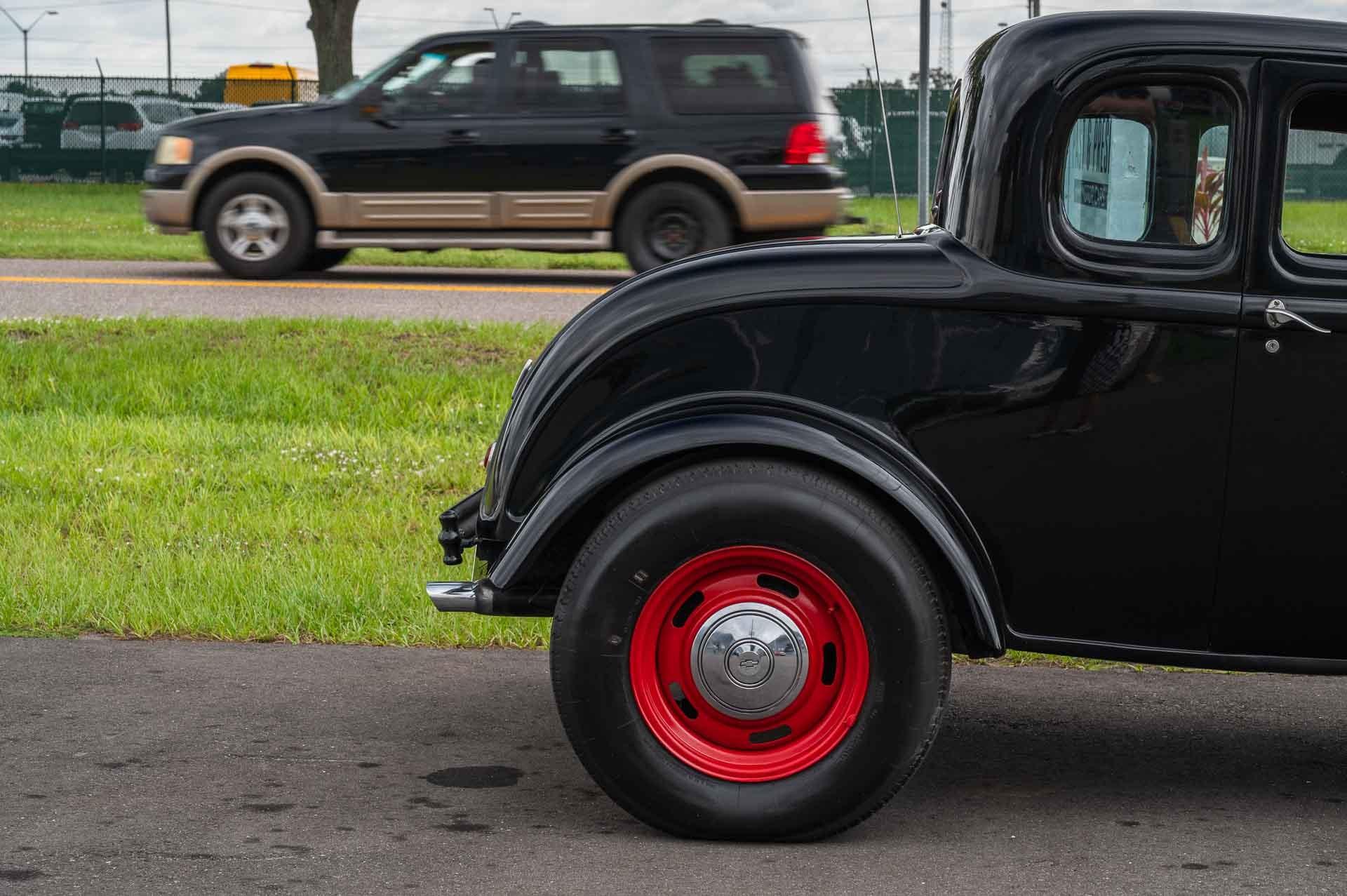 1932 Ford Coupe 31