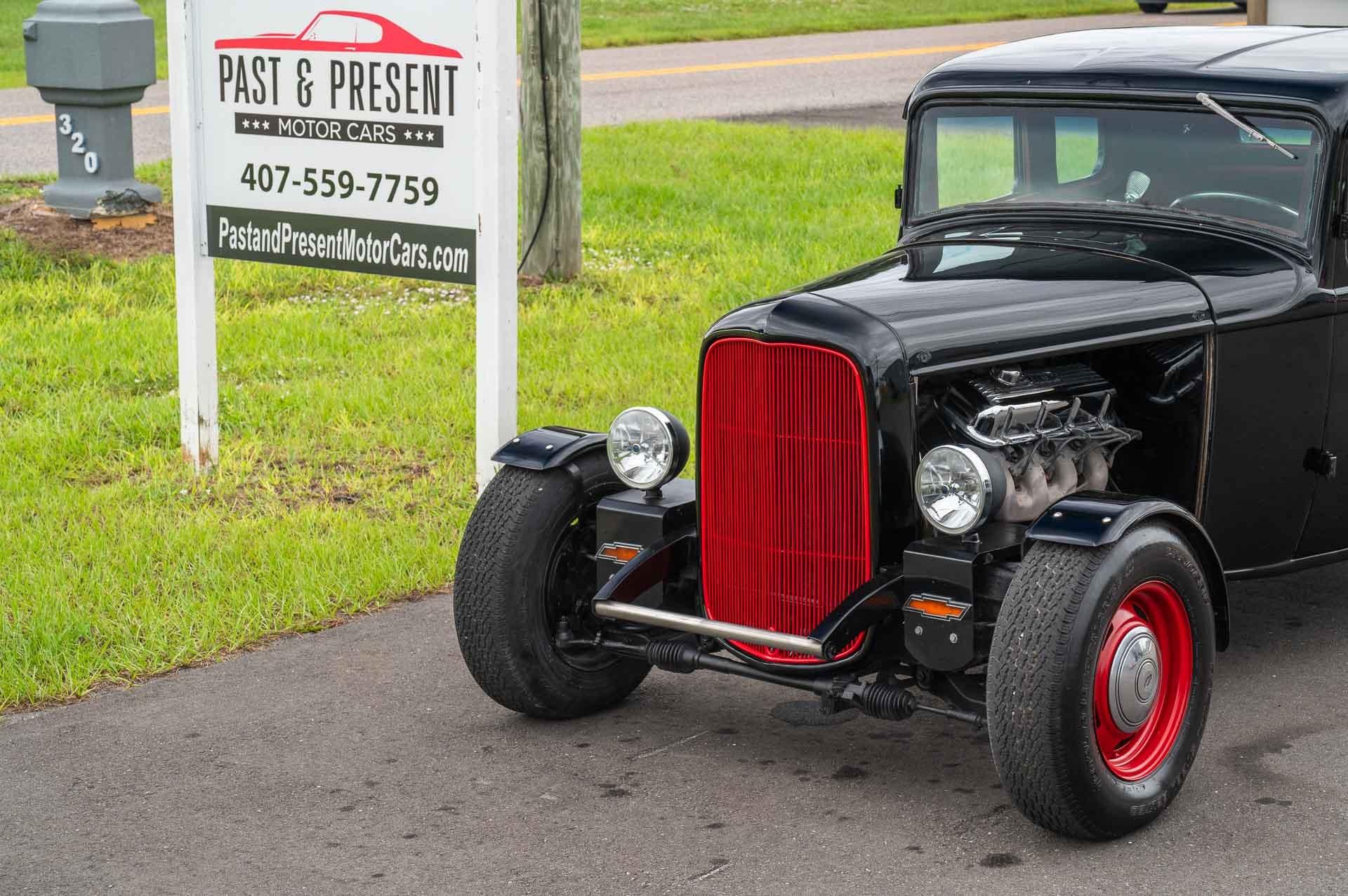 1932 Ford Coupe 19