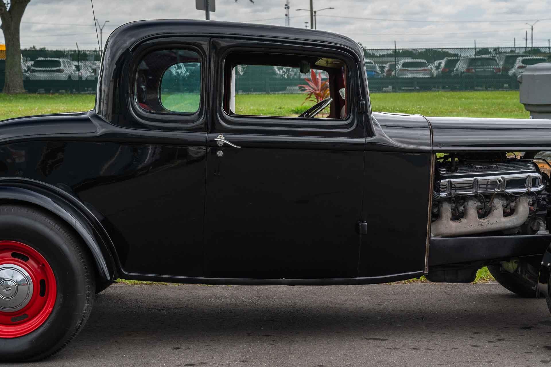 1932 Ford Coupe 30