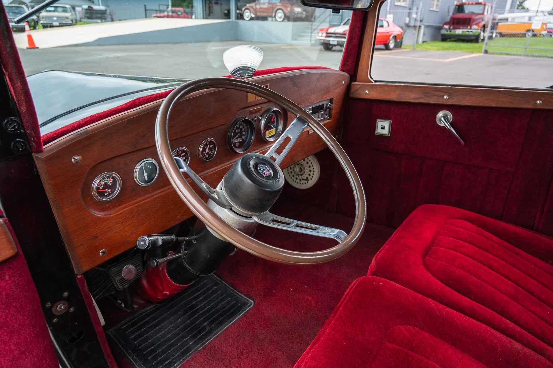 1932 Ford Coupe 41