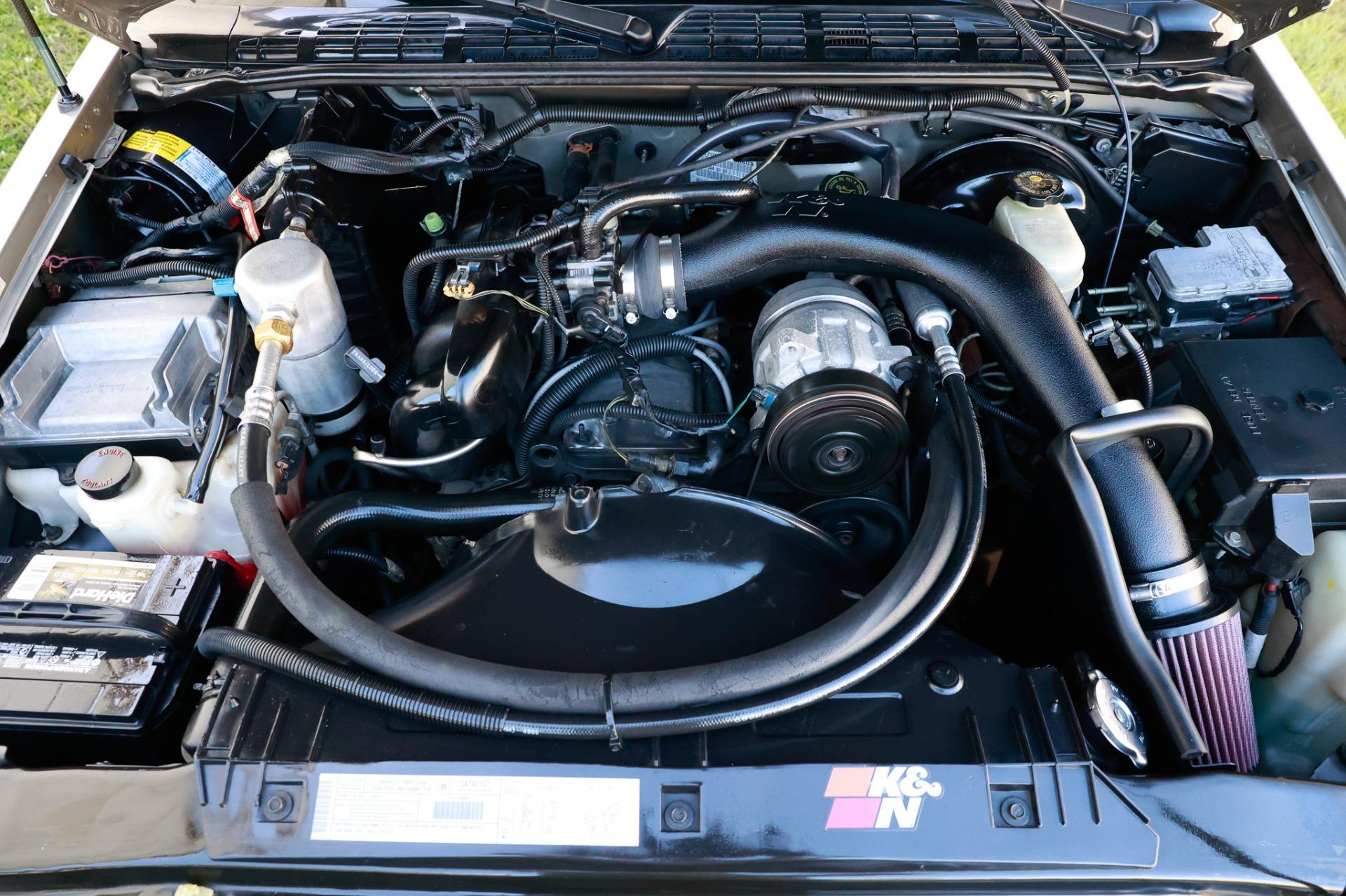 2000 Chevrolet S10 9