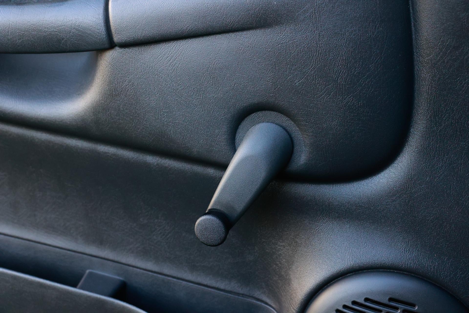 2000 Chevrolet S10 17