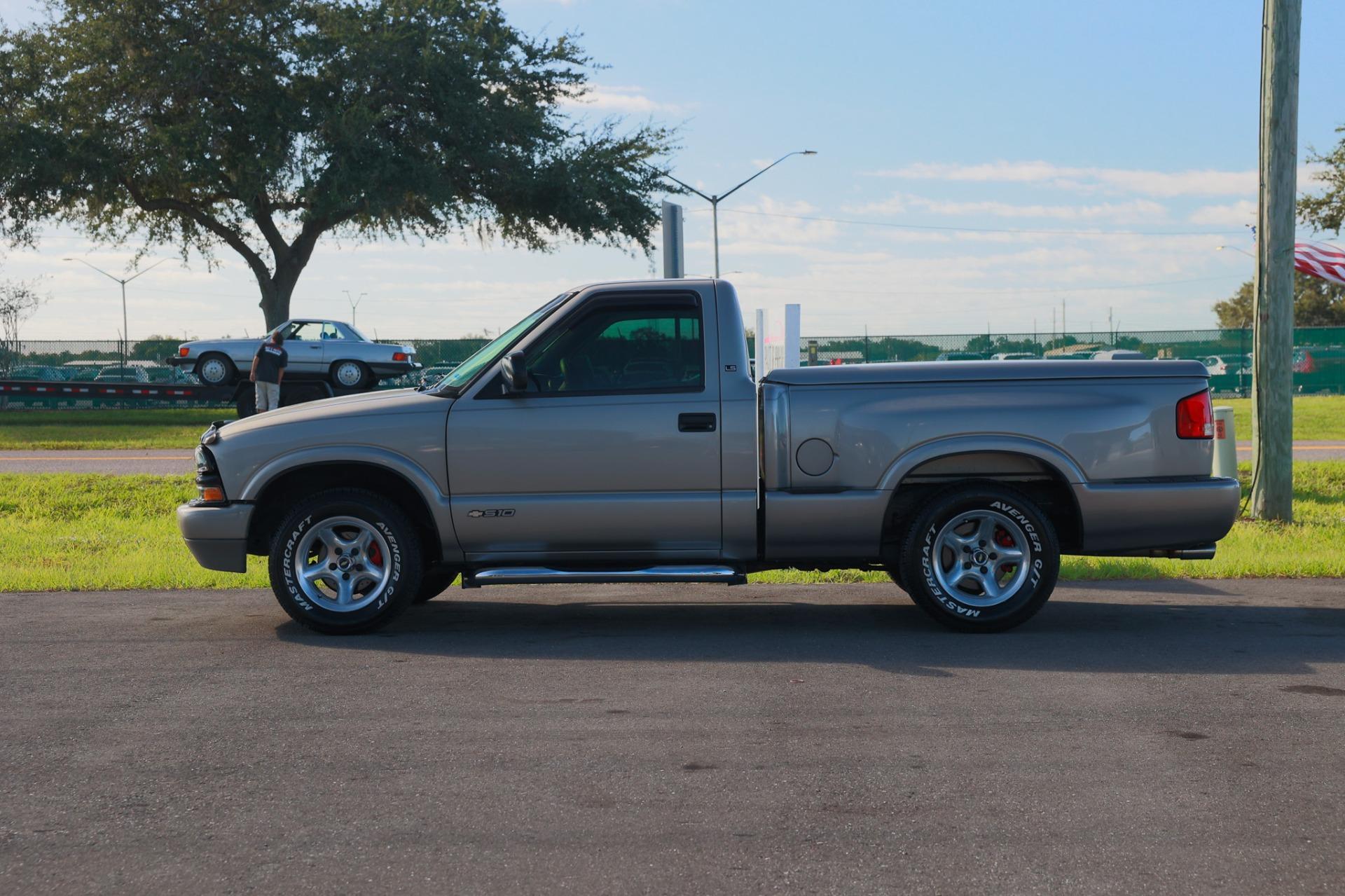 2000 Chevrolet S10 2