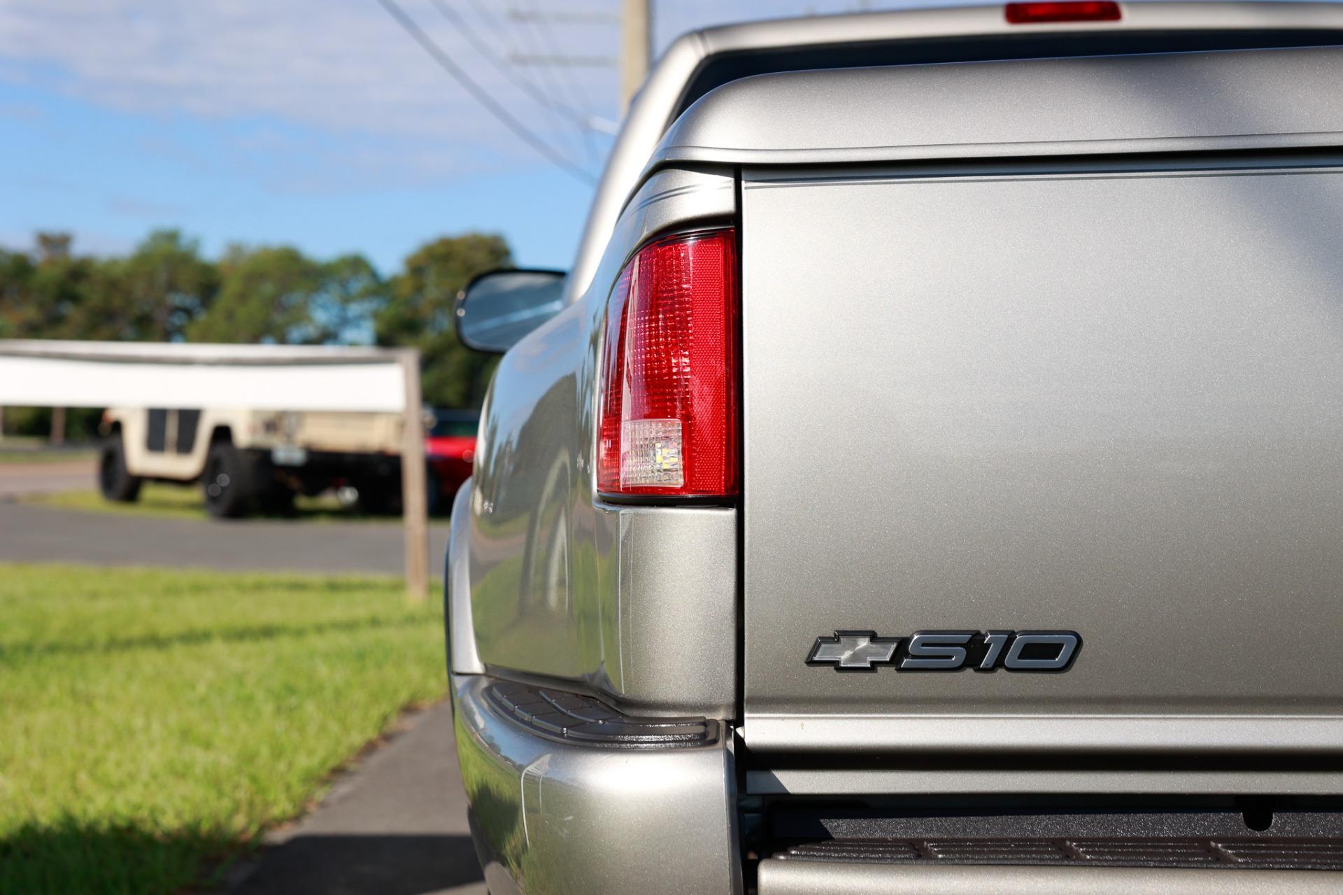 2000 Chevrolet S10 75