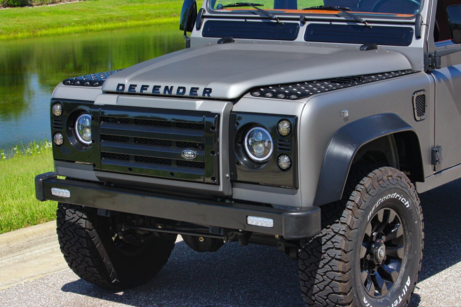 1997 Land Rover Defender 24