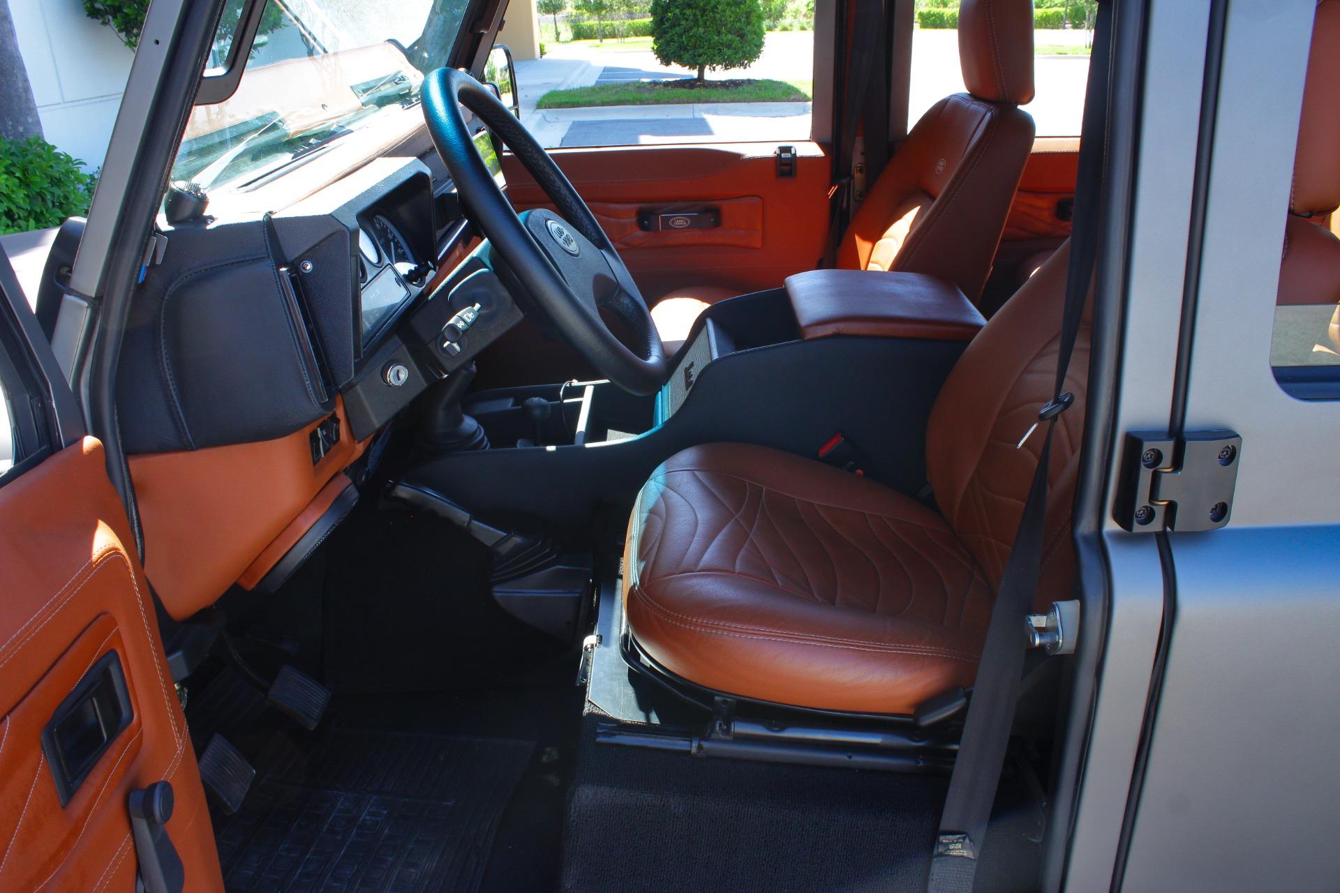 1997 Land Rover Defender 9