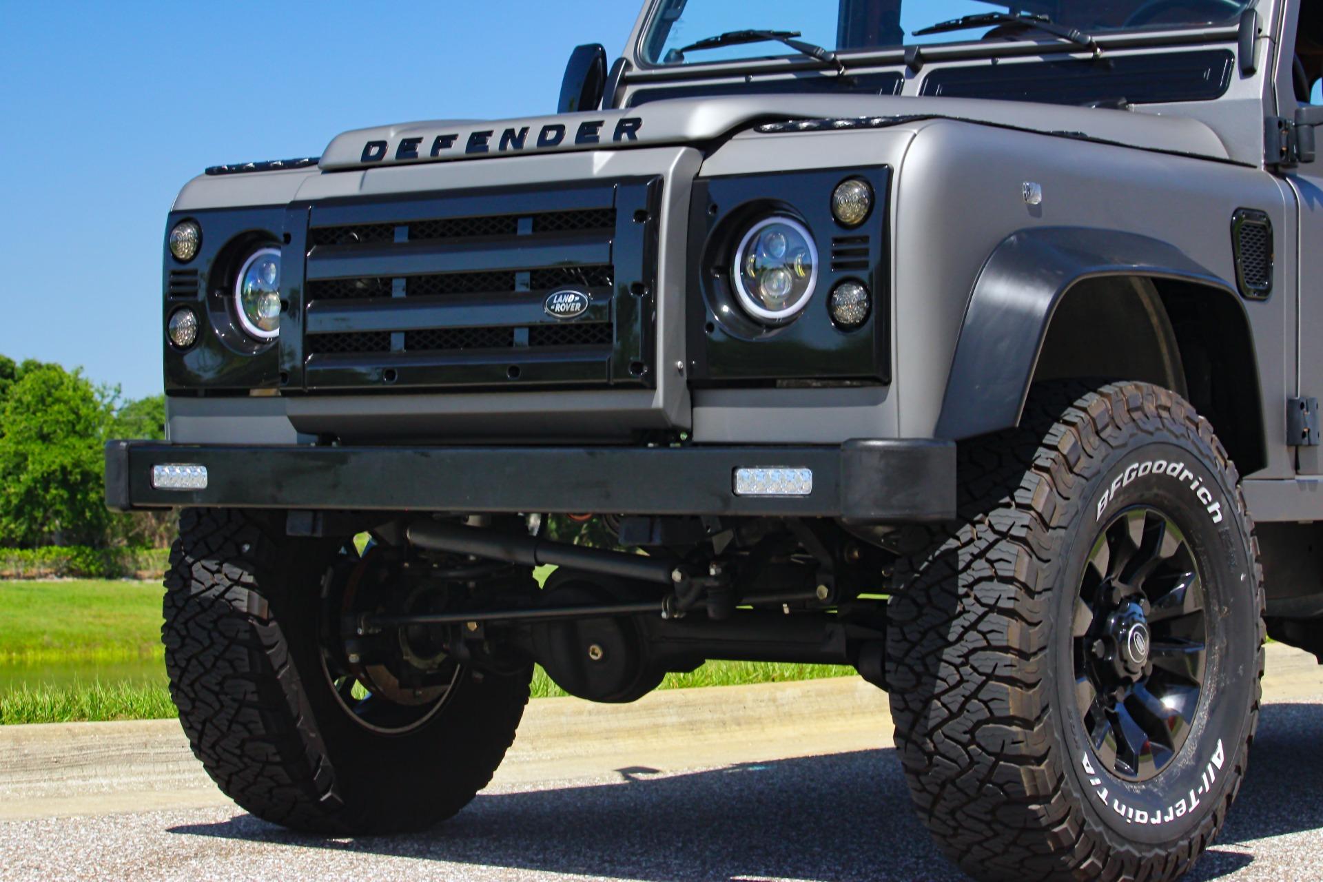 1997 Land Rover Defender 25
