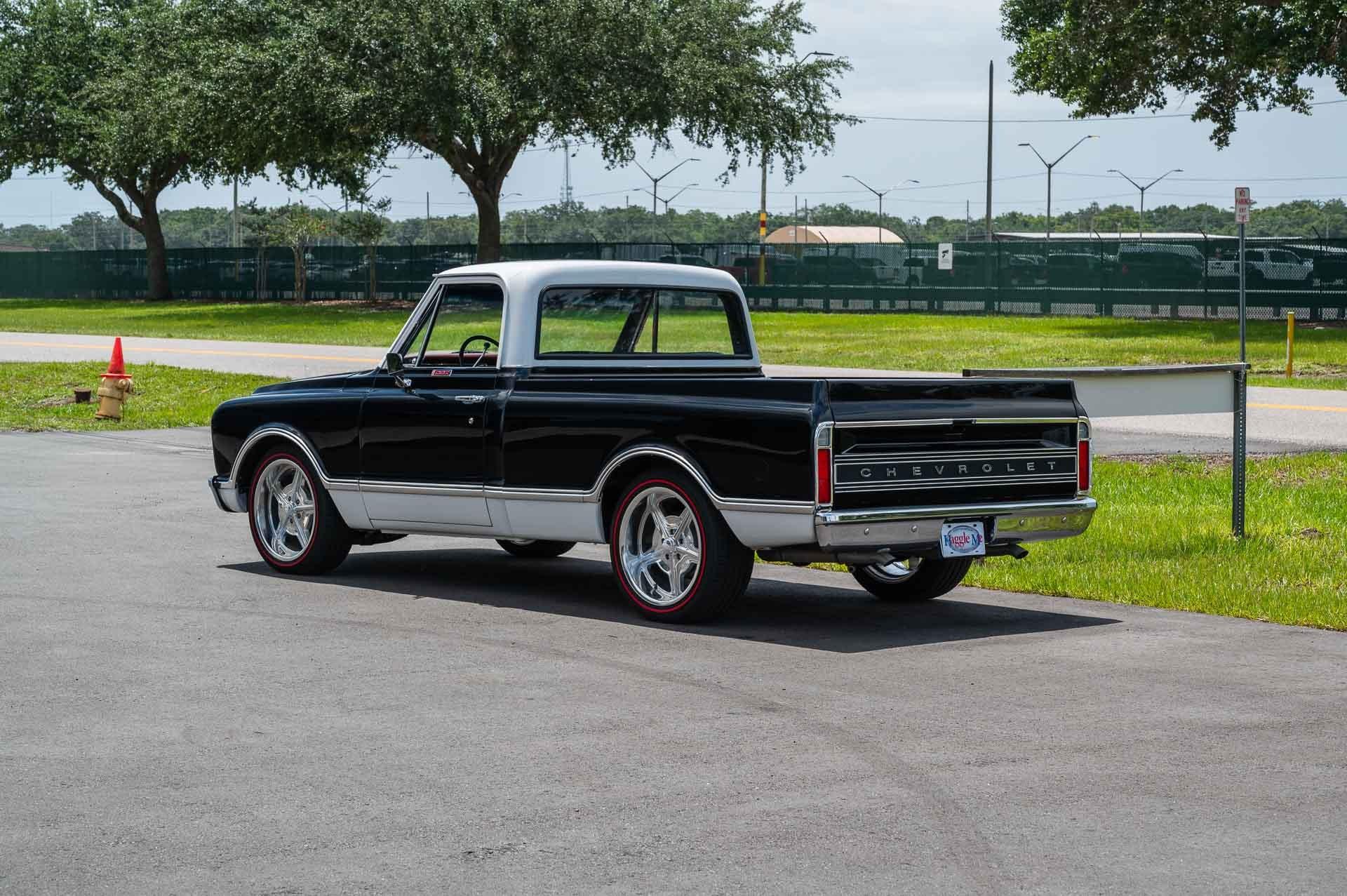 1968 Chevrolet C10 29