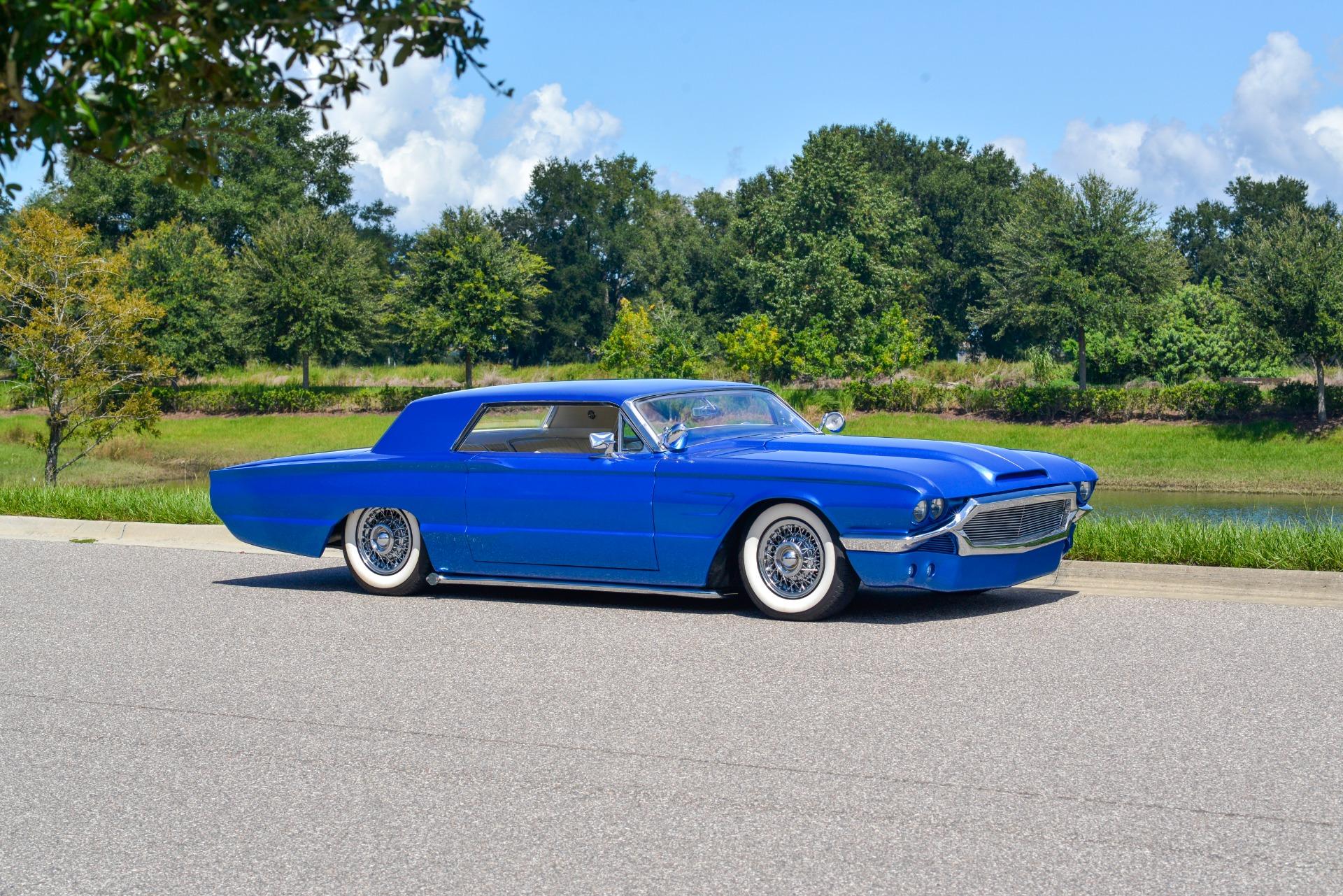 1965 Ford Thunderbird 32