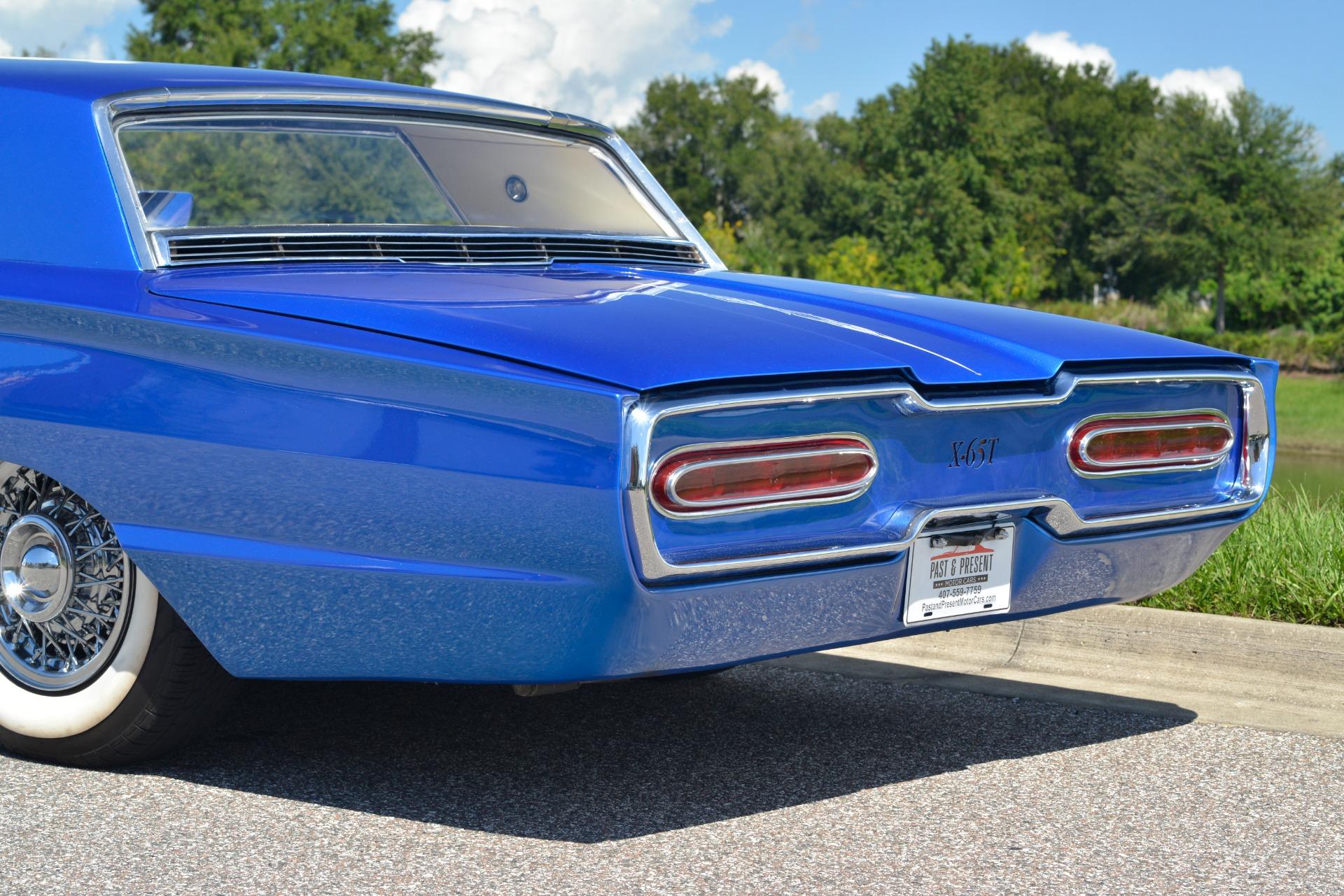 1965 Ford Thunderbird 24