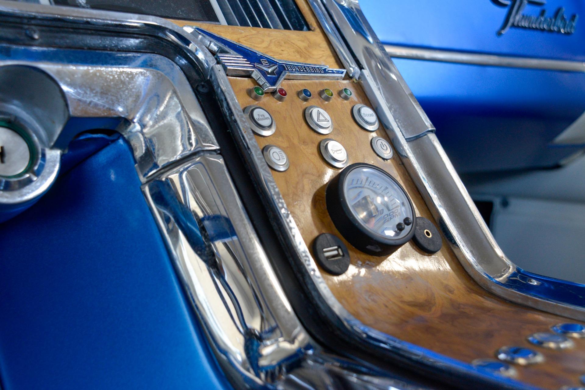 1965 Ford Thunderbird 70