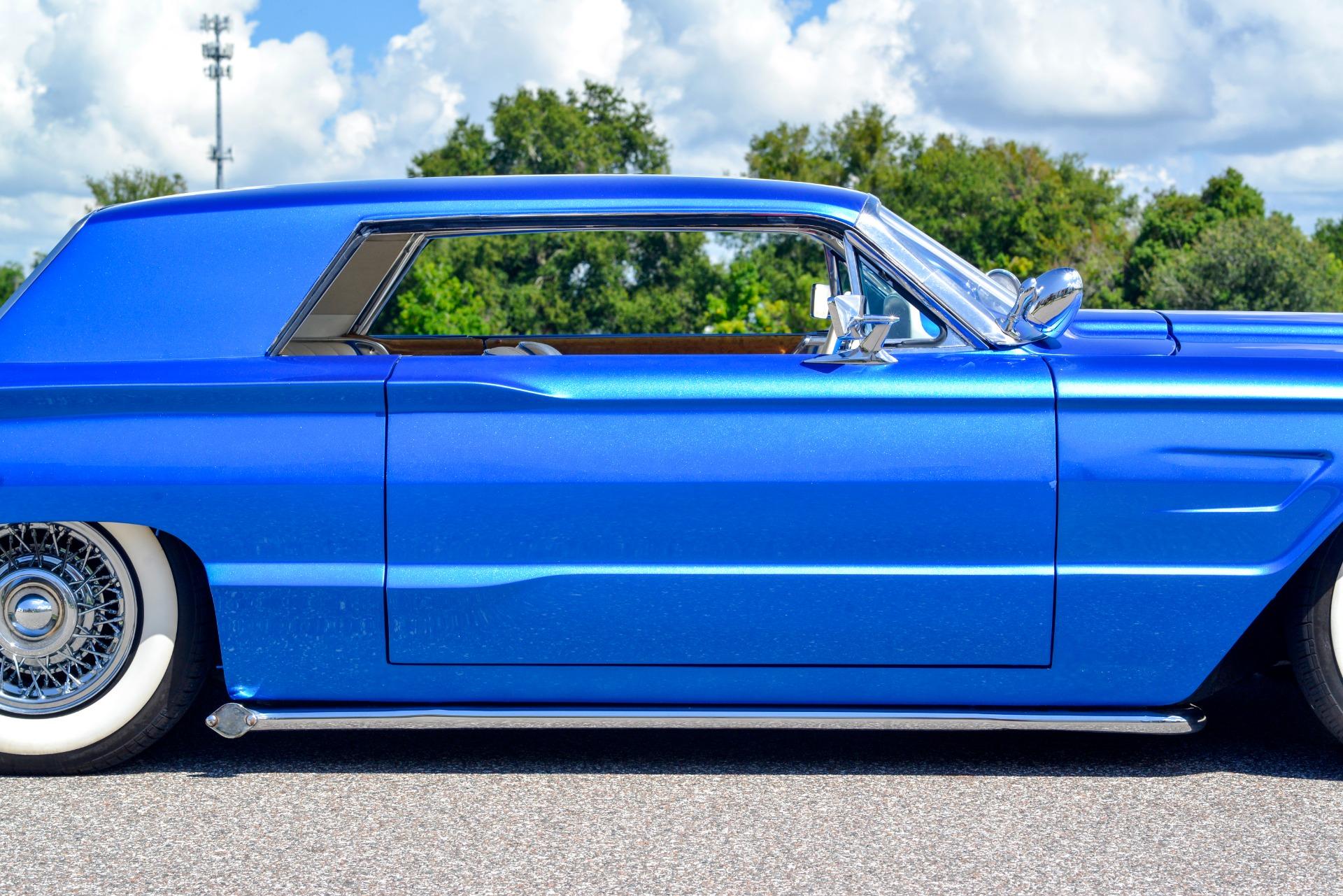 1965 Ford Thunderbird 41
