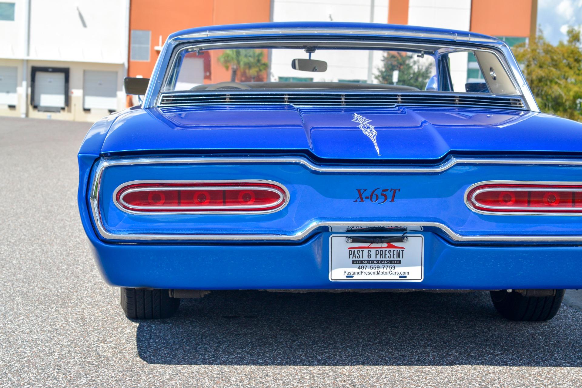 1965 Ford Thunderbird 22