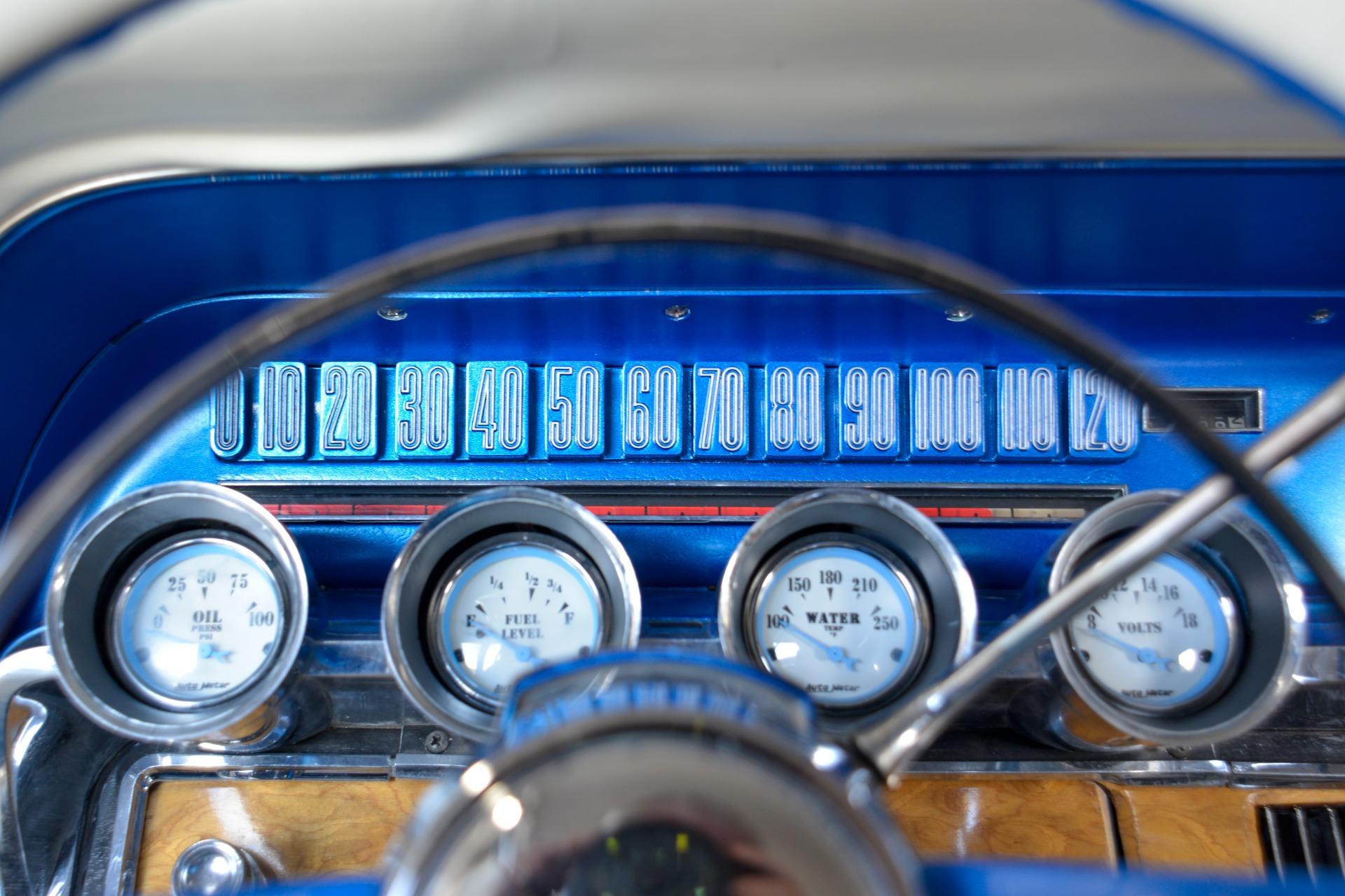 1965 Ford Thunderbird 59