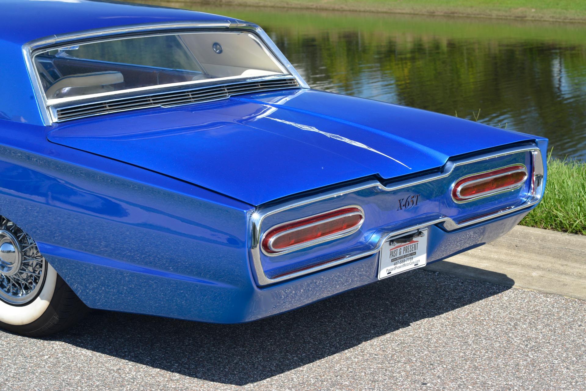 1965 Ford Thunderbird 23